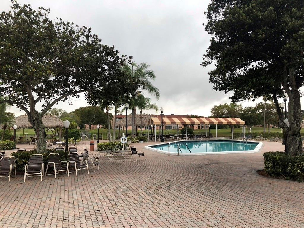 9460 Sunrise Lakes Boulevard Unit: 205