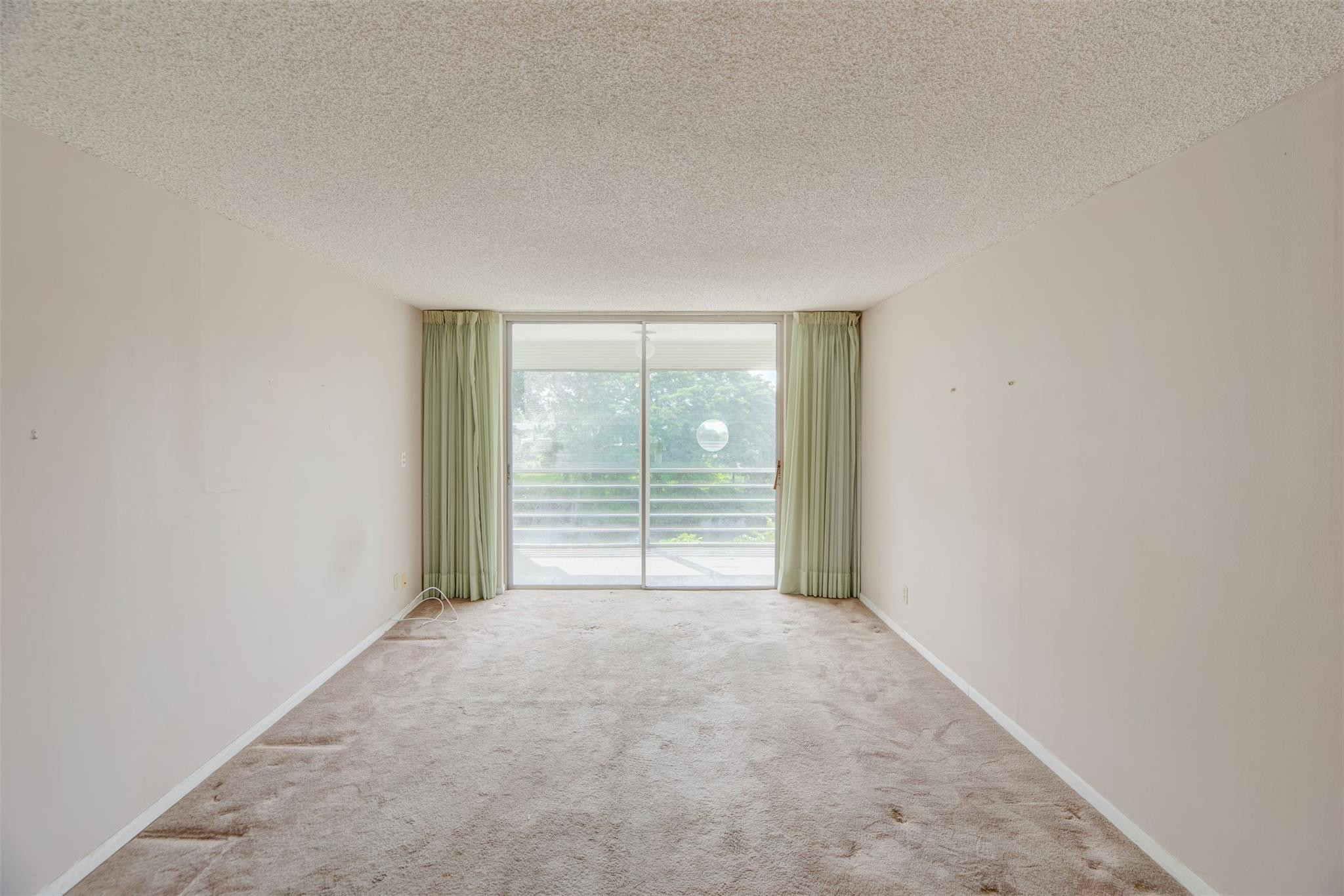9460 Sunrise Lakes Boulevard Unit: 205