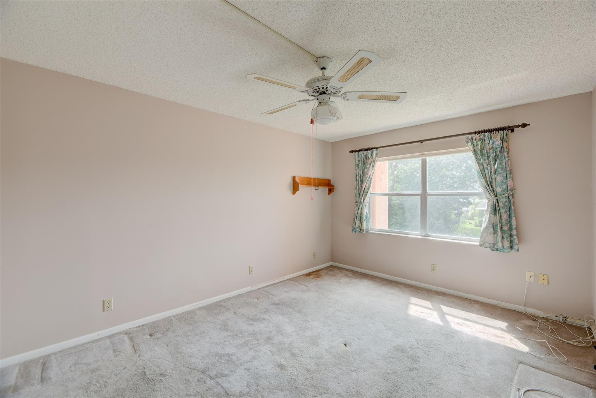 9460 Sunrise Lakes Boulevard Unit: 205