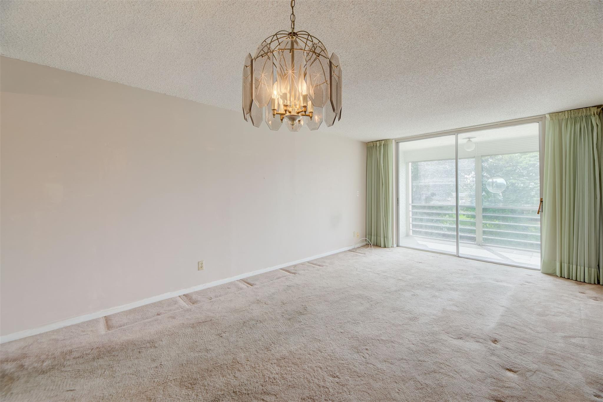 9460 Sunrise Lakes Boulevard Unit: 205