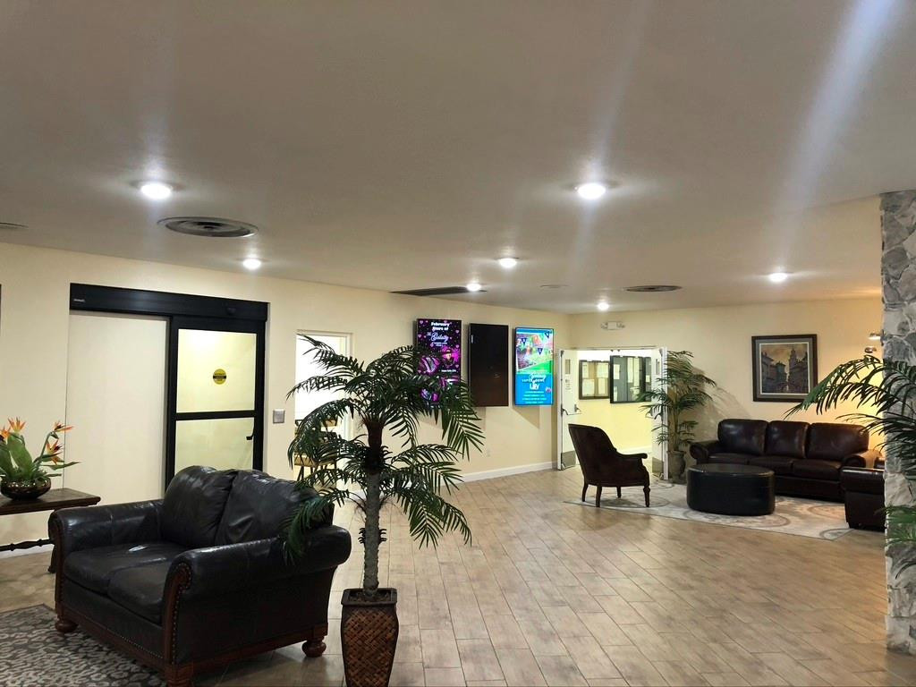 9460 Sunrise Lakes Boulevard Unit: 205