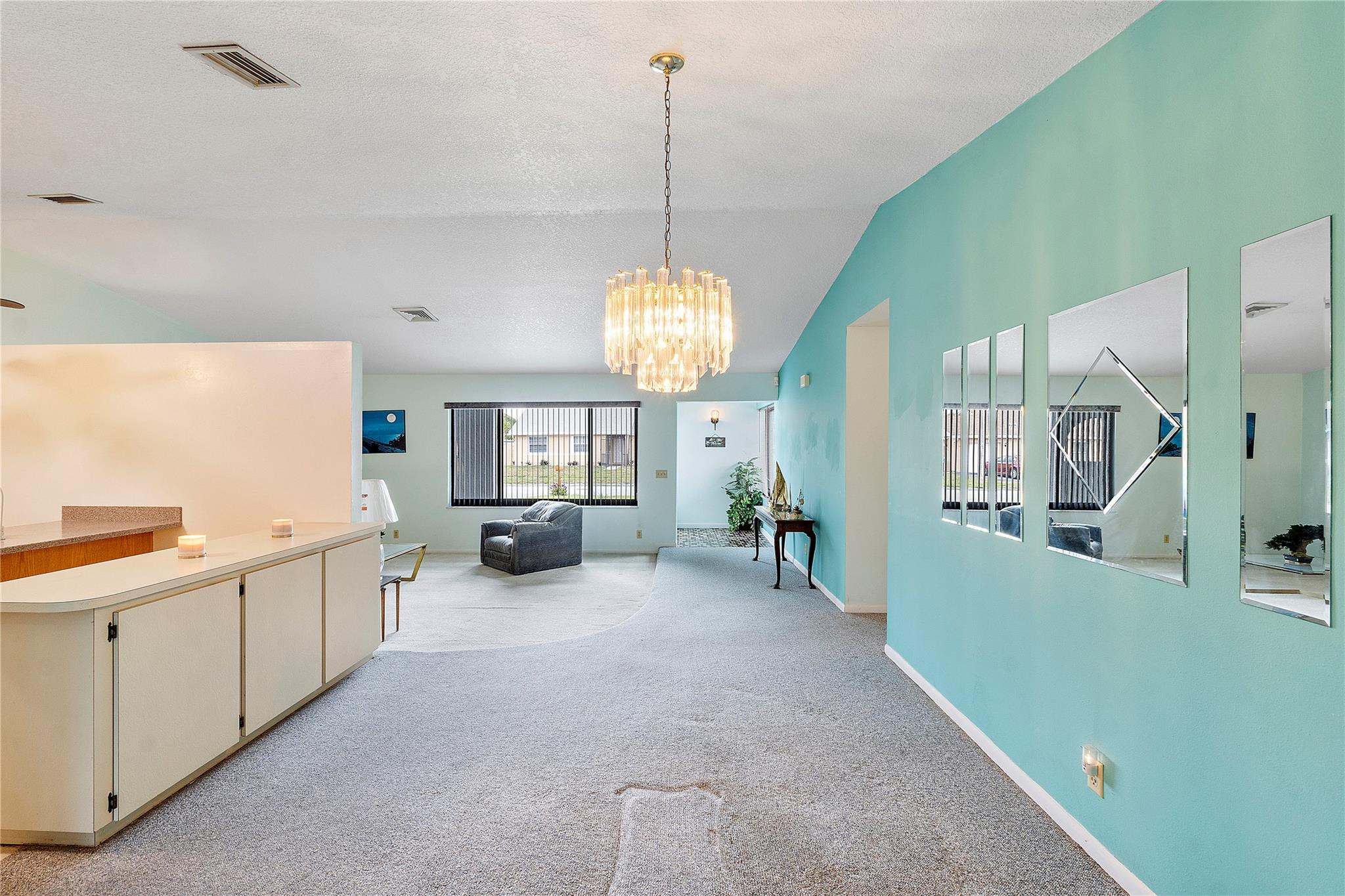 5530 SW 8th Street
