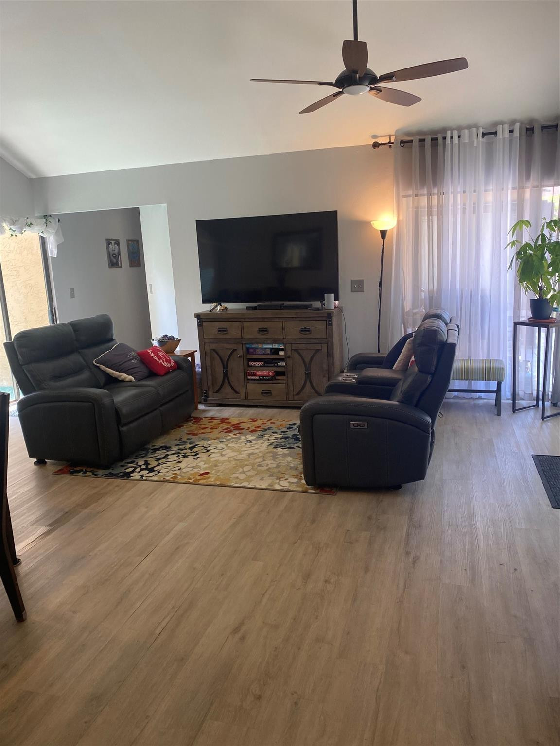 4464 NW 92nd Terrace