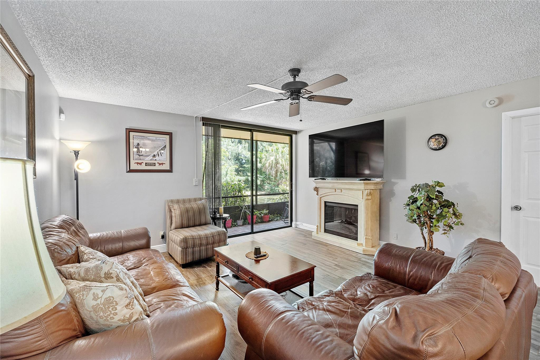 400 Commodore Drive 102