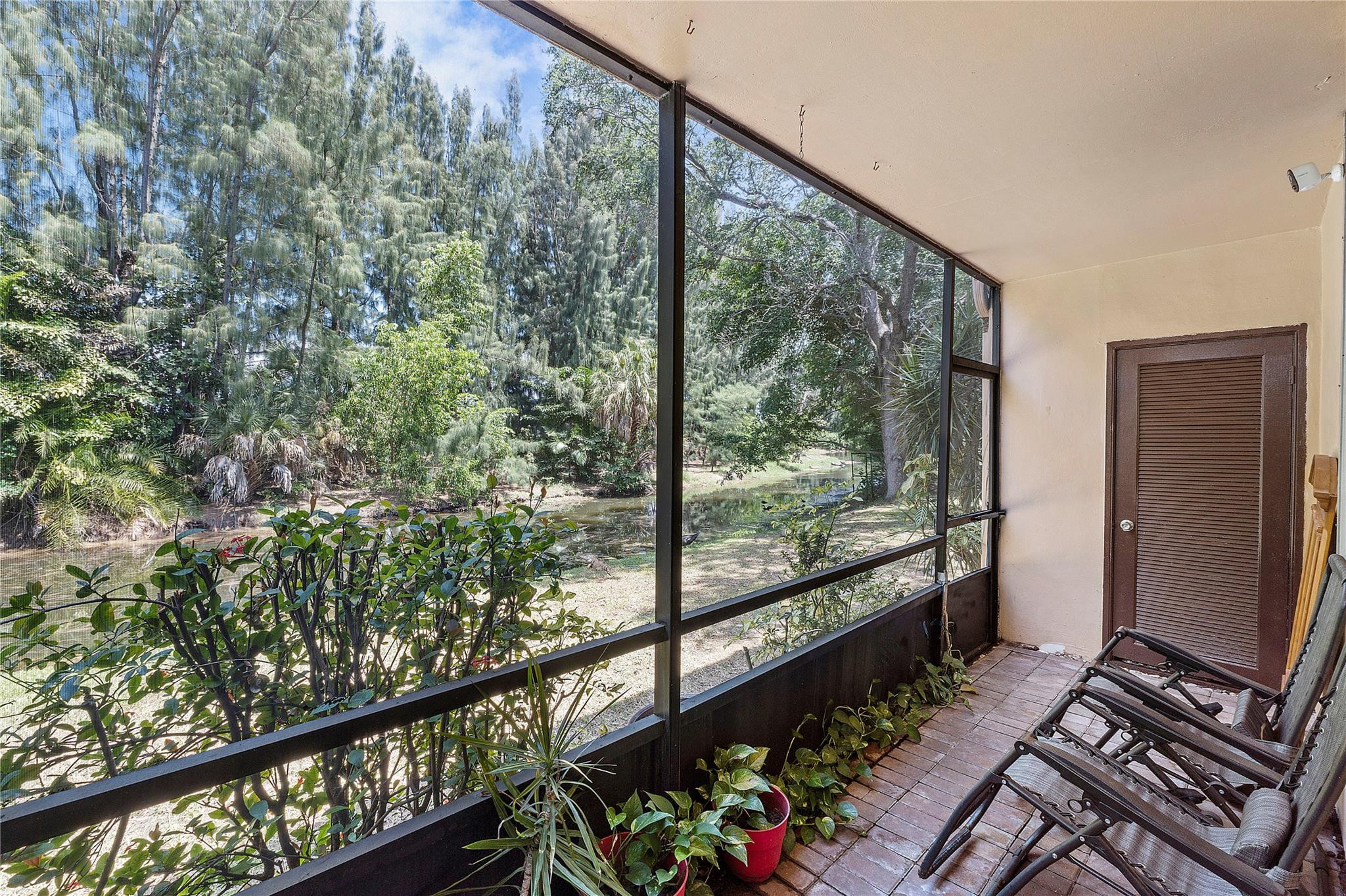 400 Commodore Drive 102