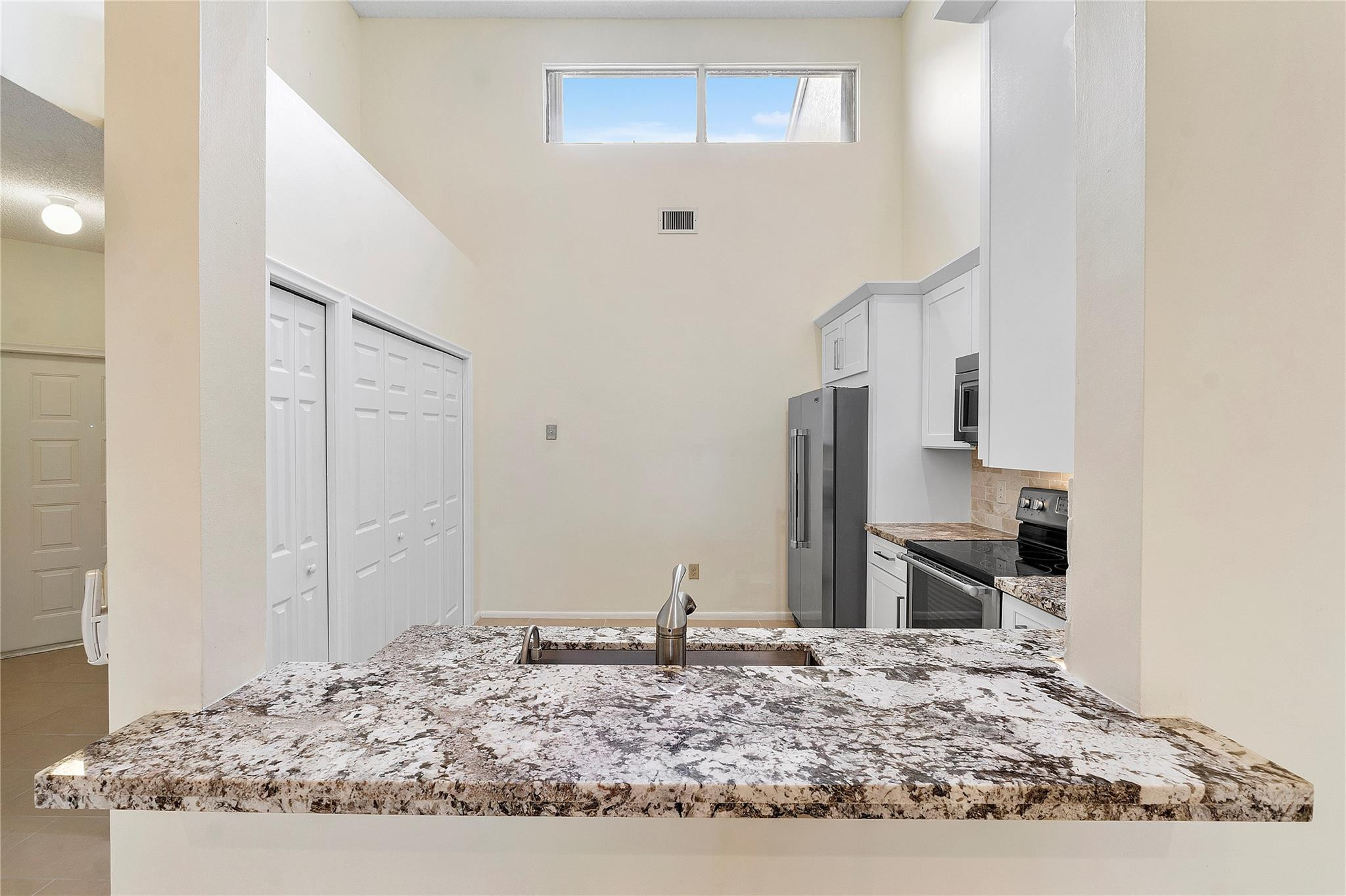 10459 Lake Vista Circle 10459