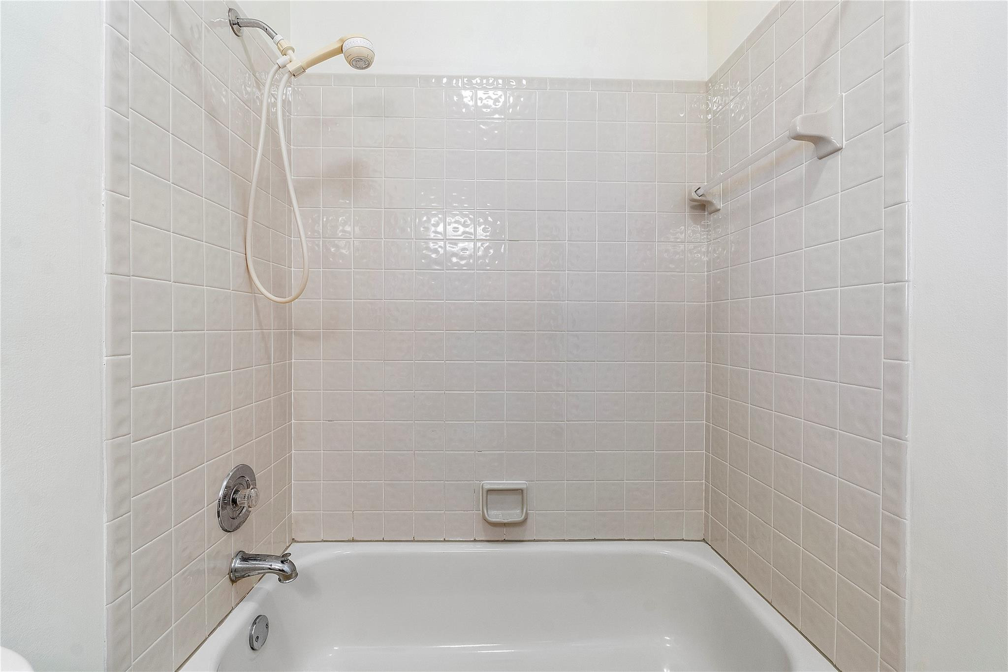 10459 Lake Vista Circle 10459