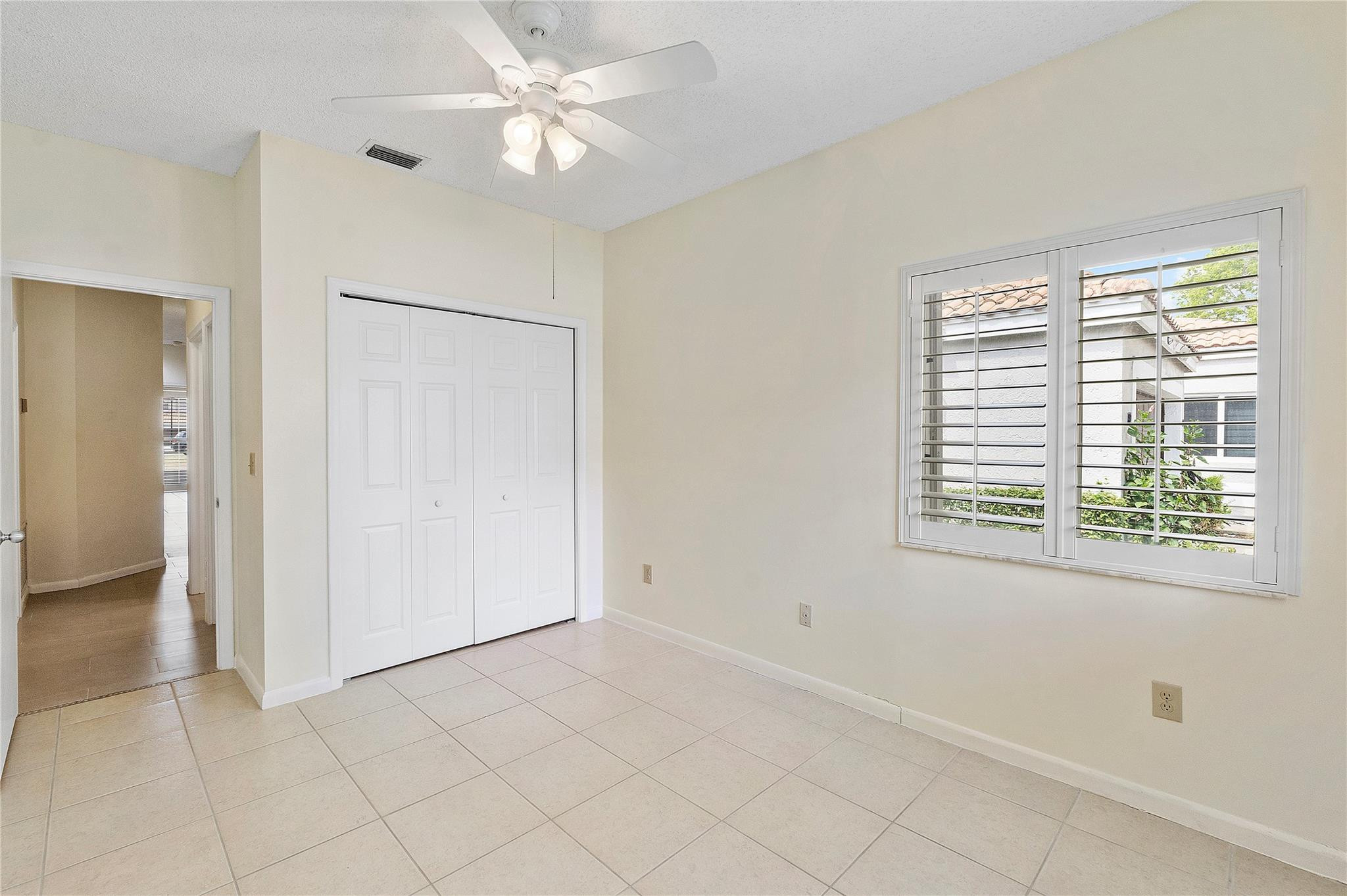 10459 Lake Vista Circle 10459