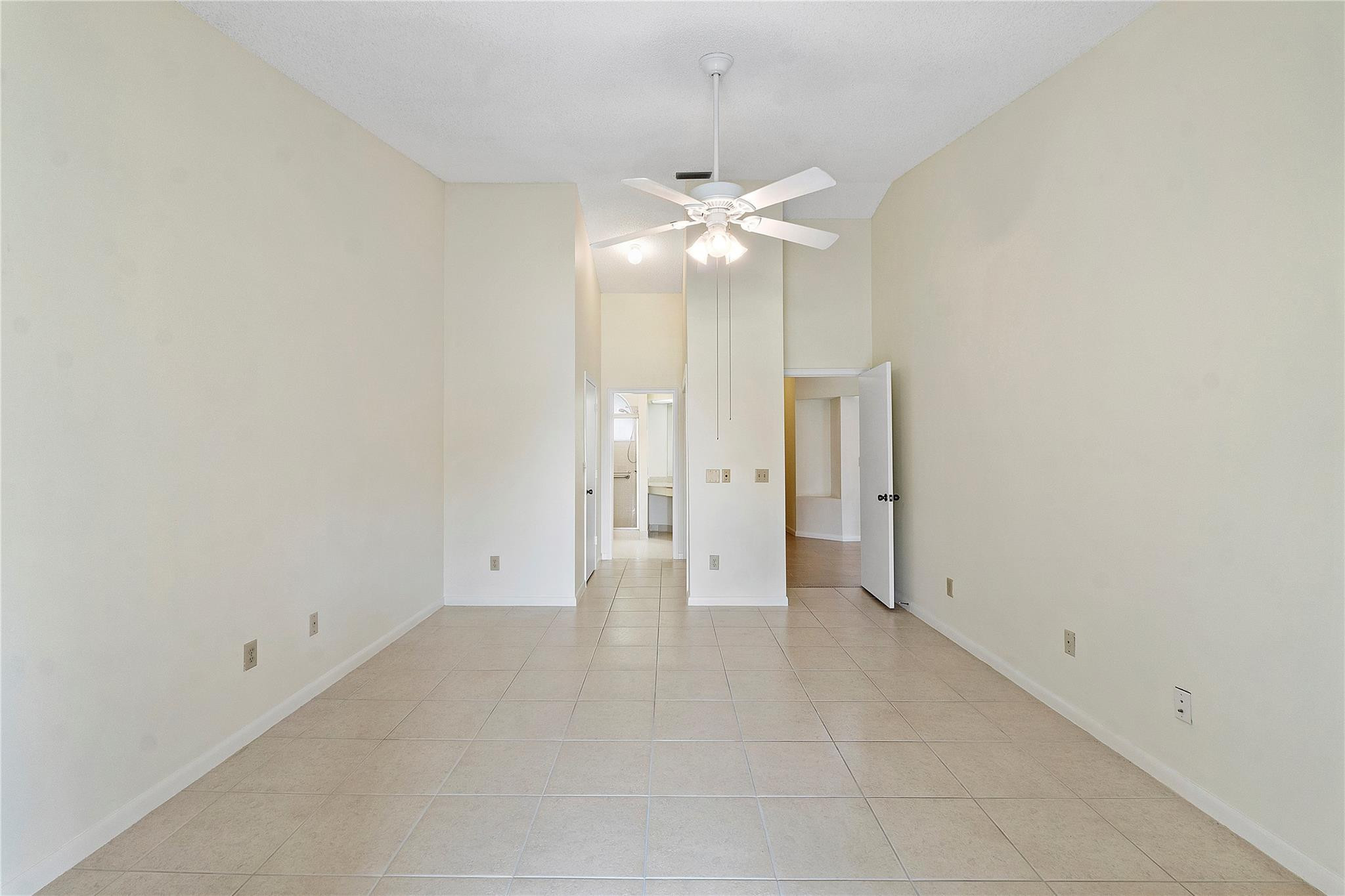 10459 Lake Vista Circle 10459