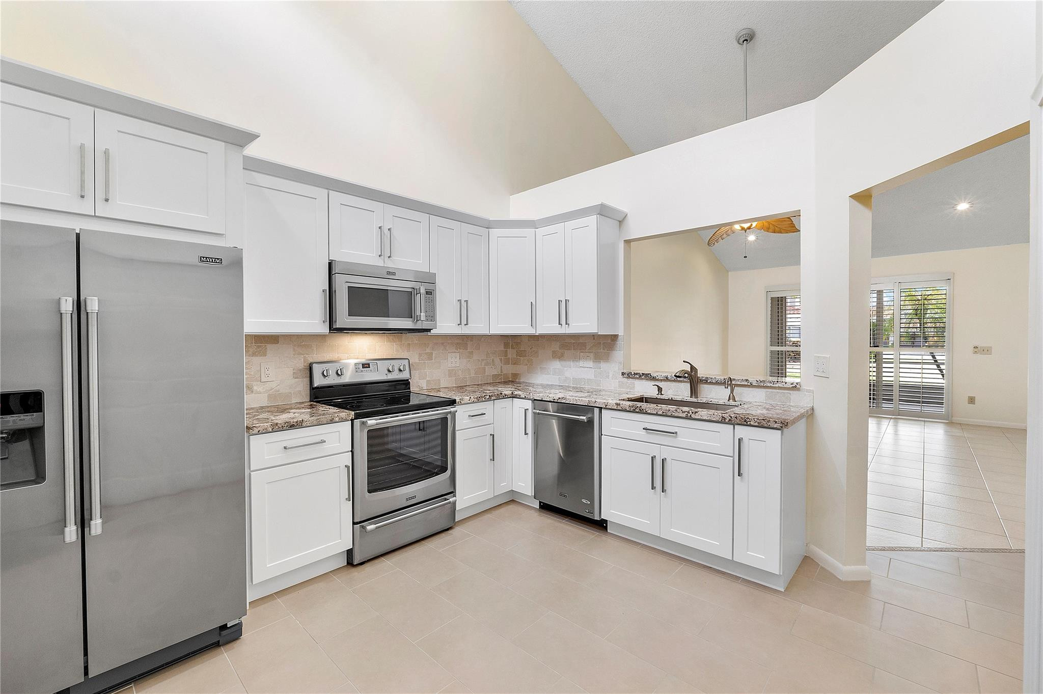 10459 Lake Vista Circle 10459