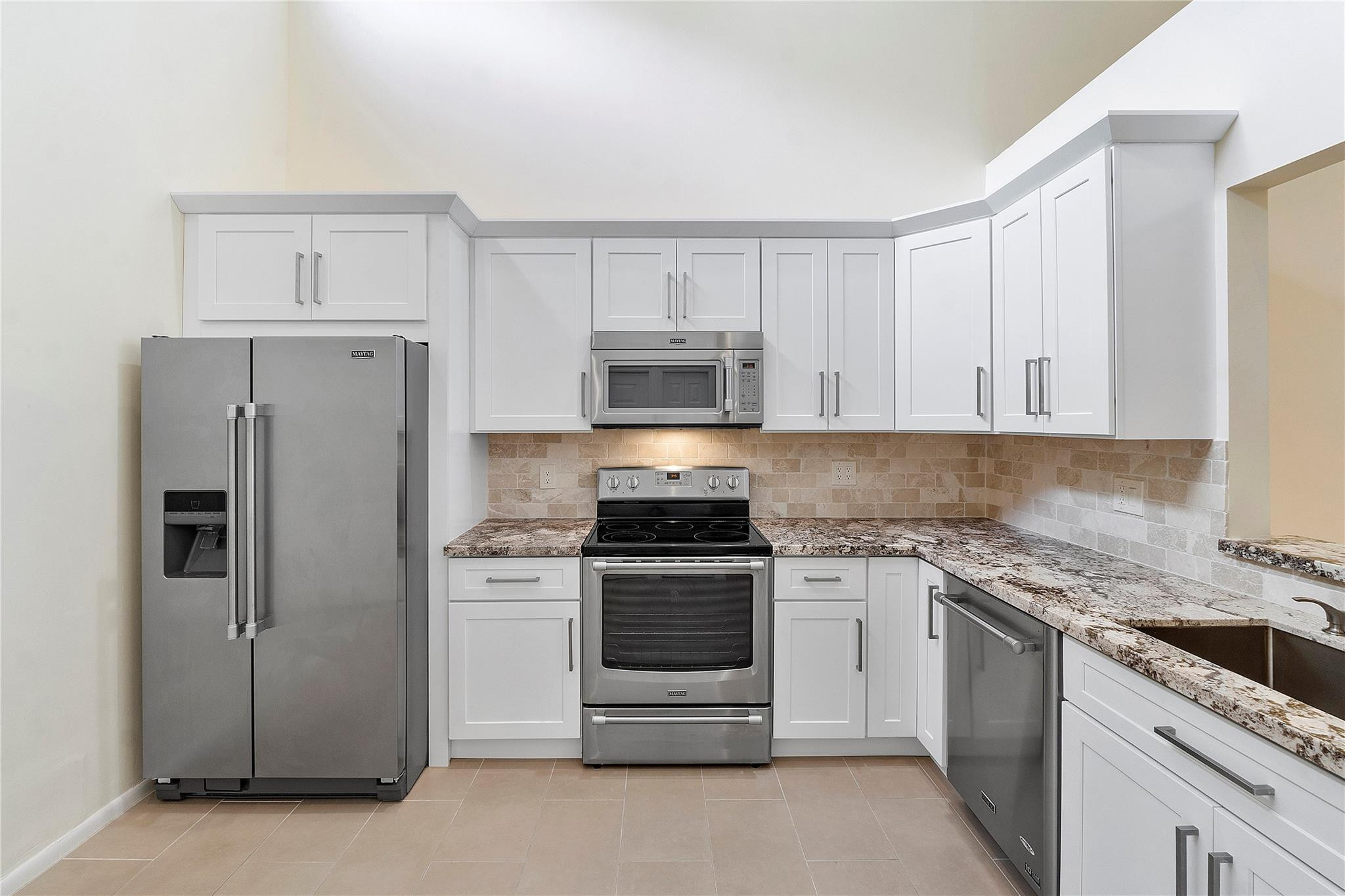 10459 Lake Vista Circle 10459