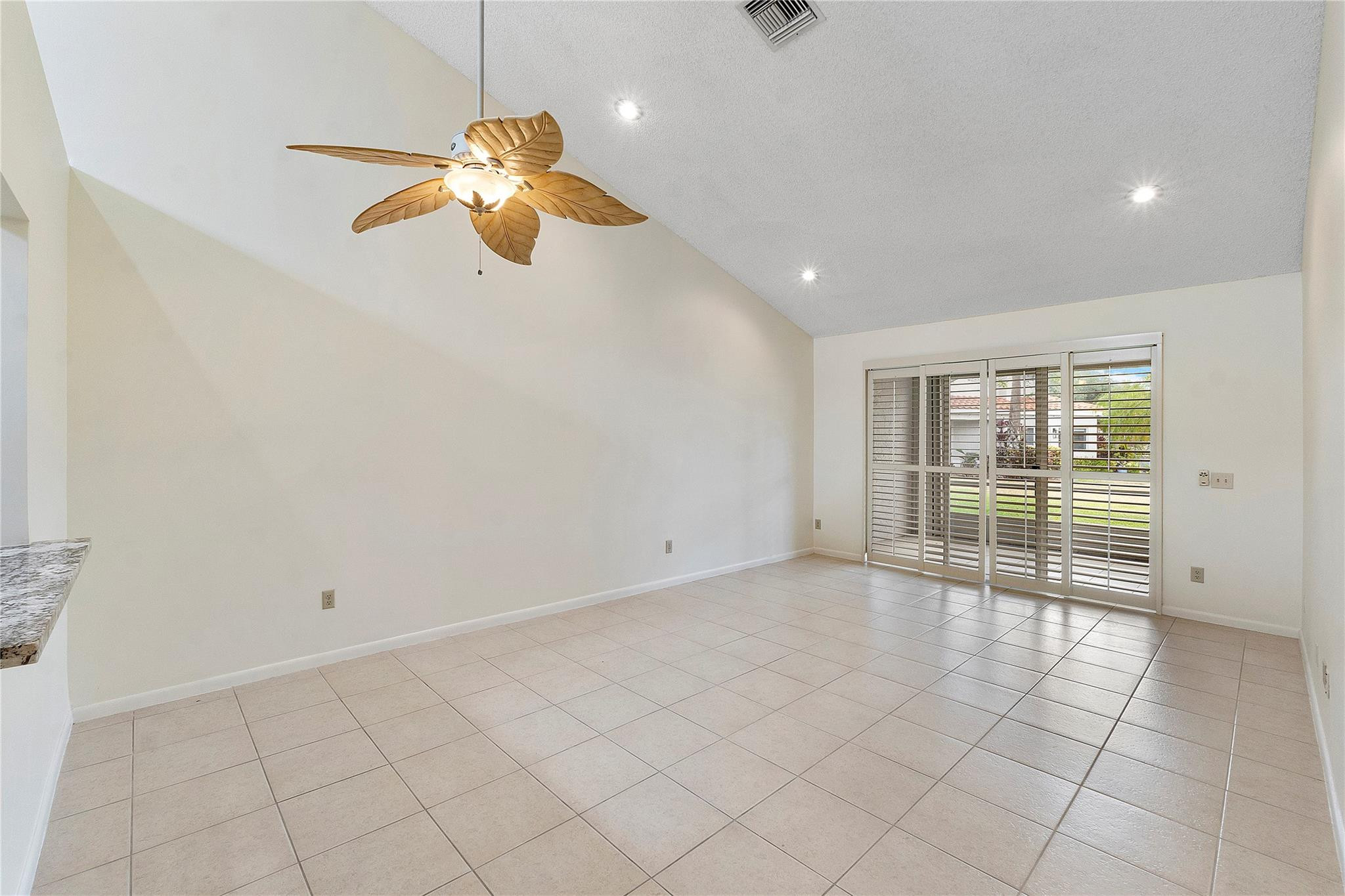 10459 Lake Vista Circle 10459