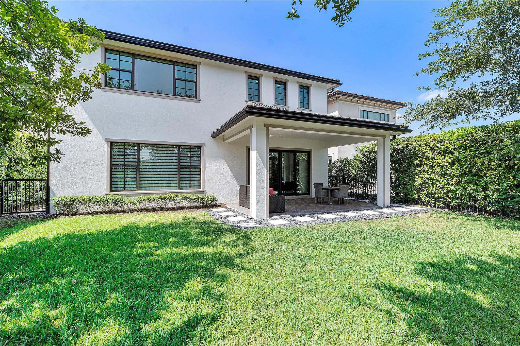 11143 Meridian Drive