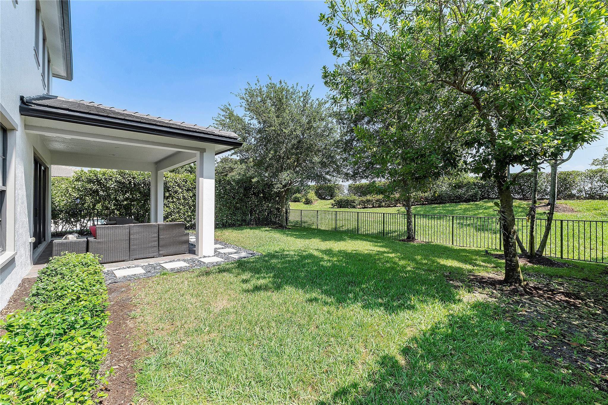 11143 Meridian Drive