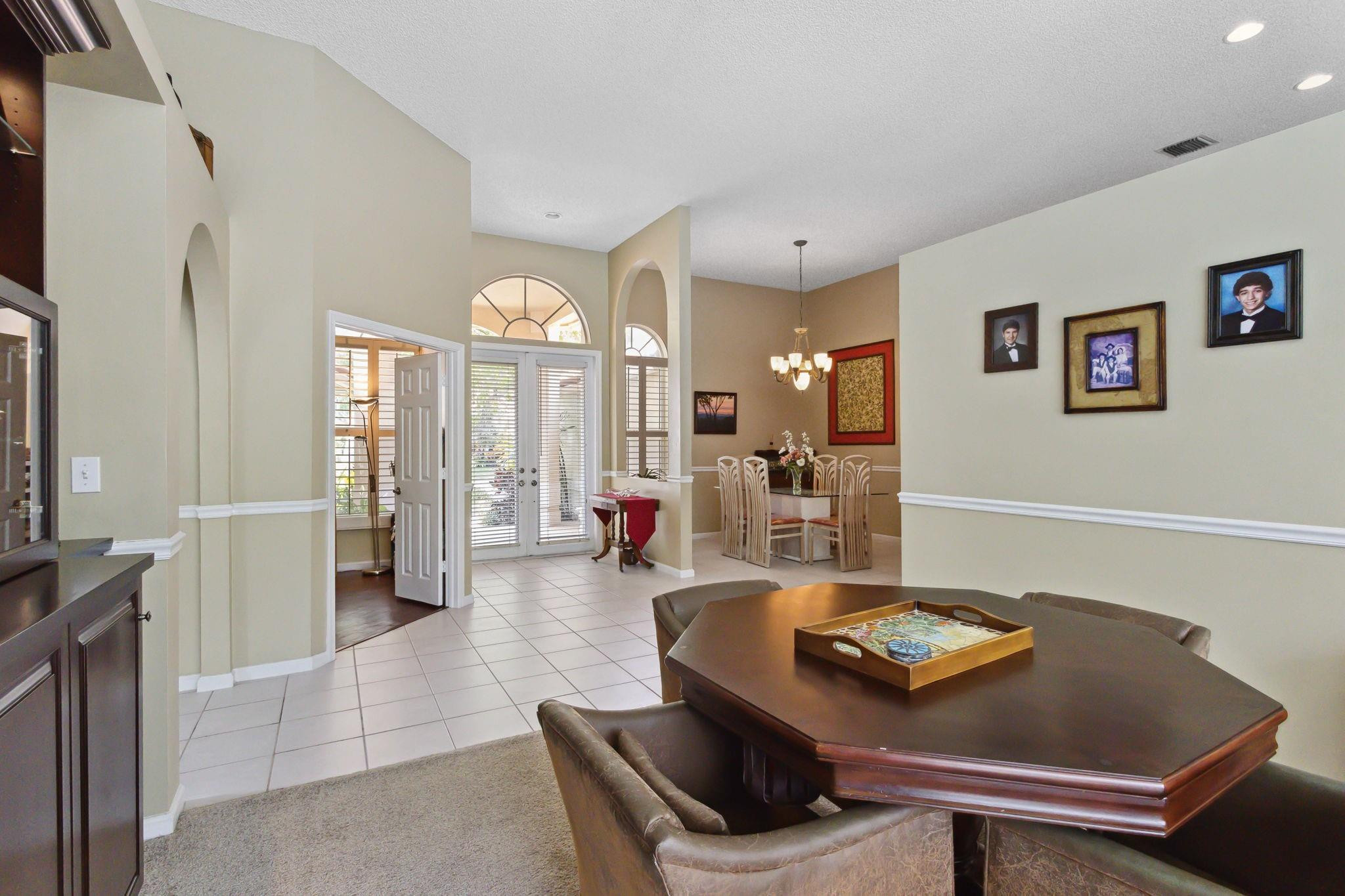 4857 Kensington Circle