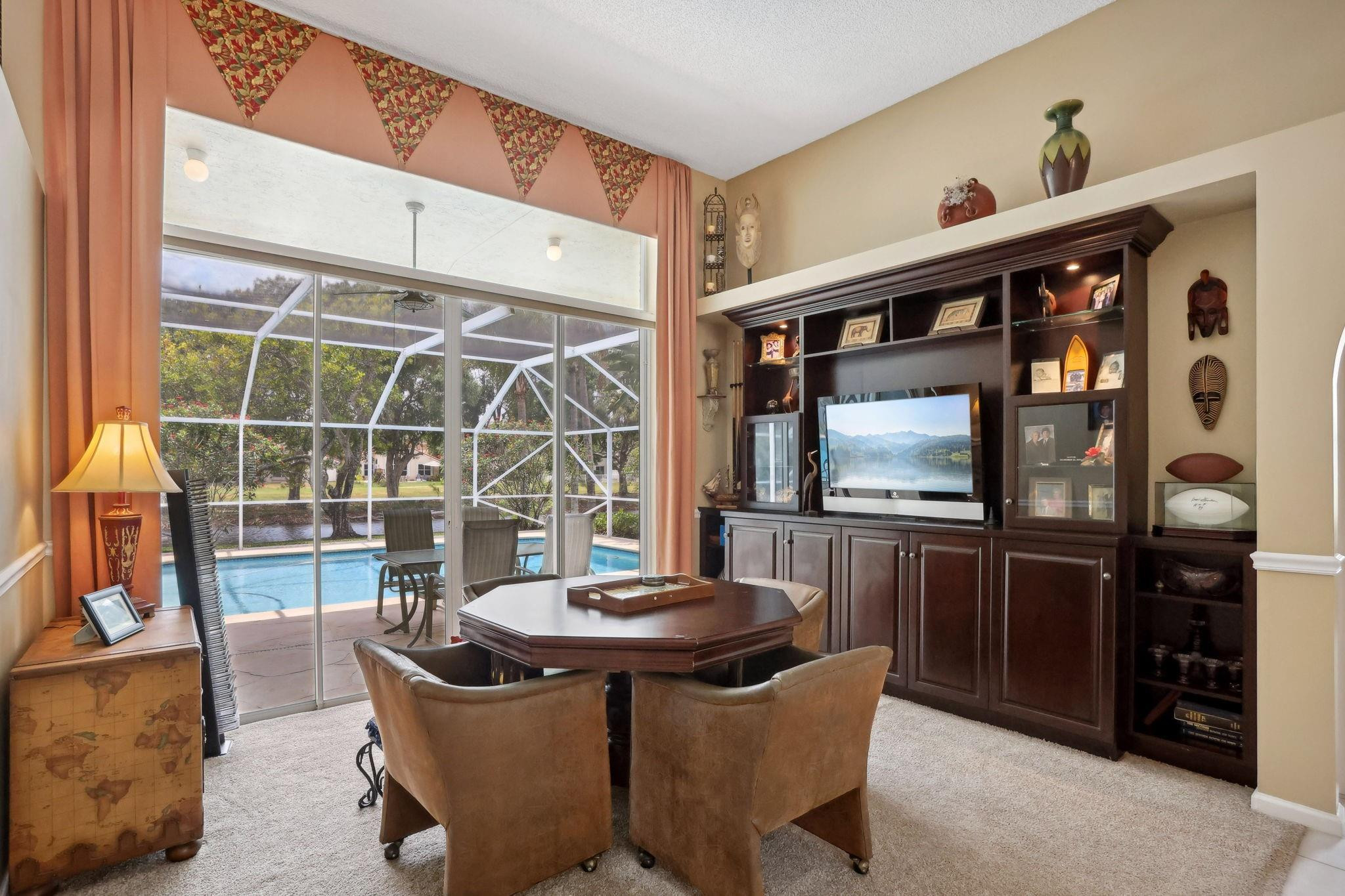 4857 Kensington Circle