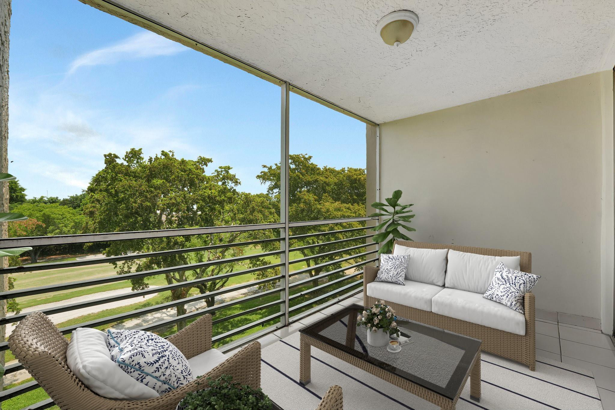 9460 Tangerine Place 407
