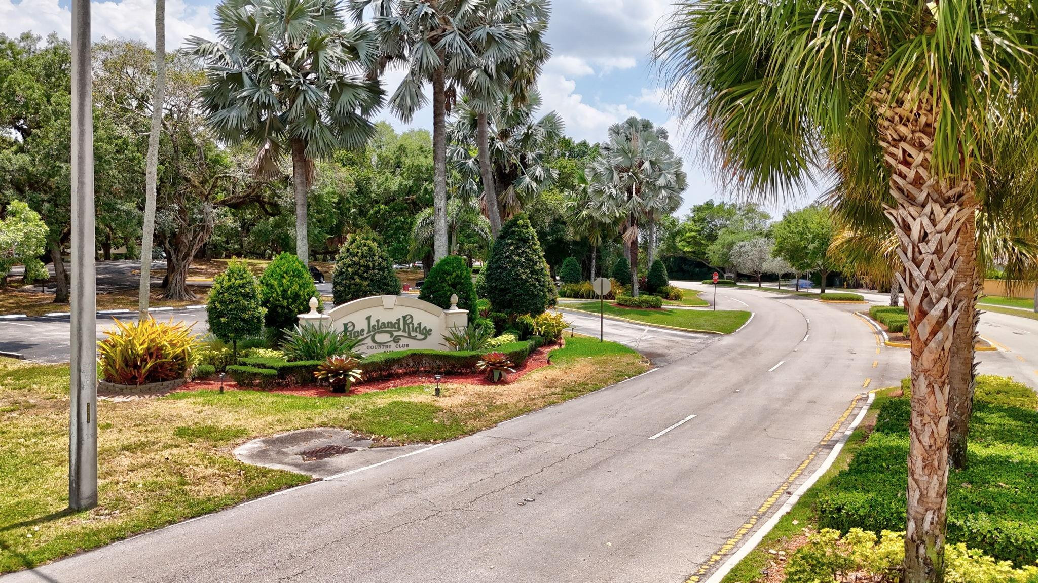 9460 Tangerine Place 407