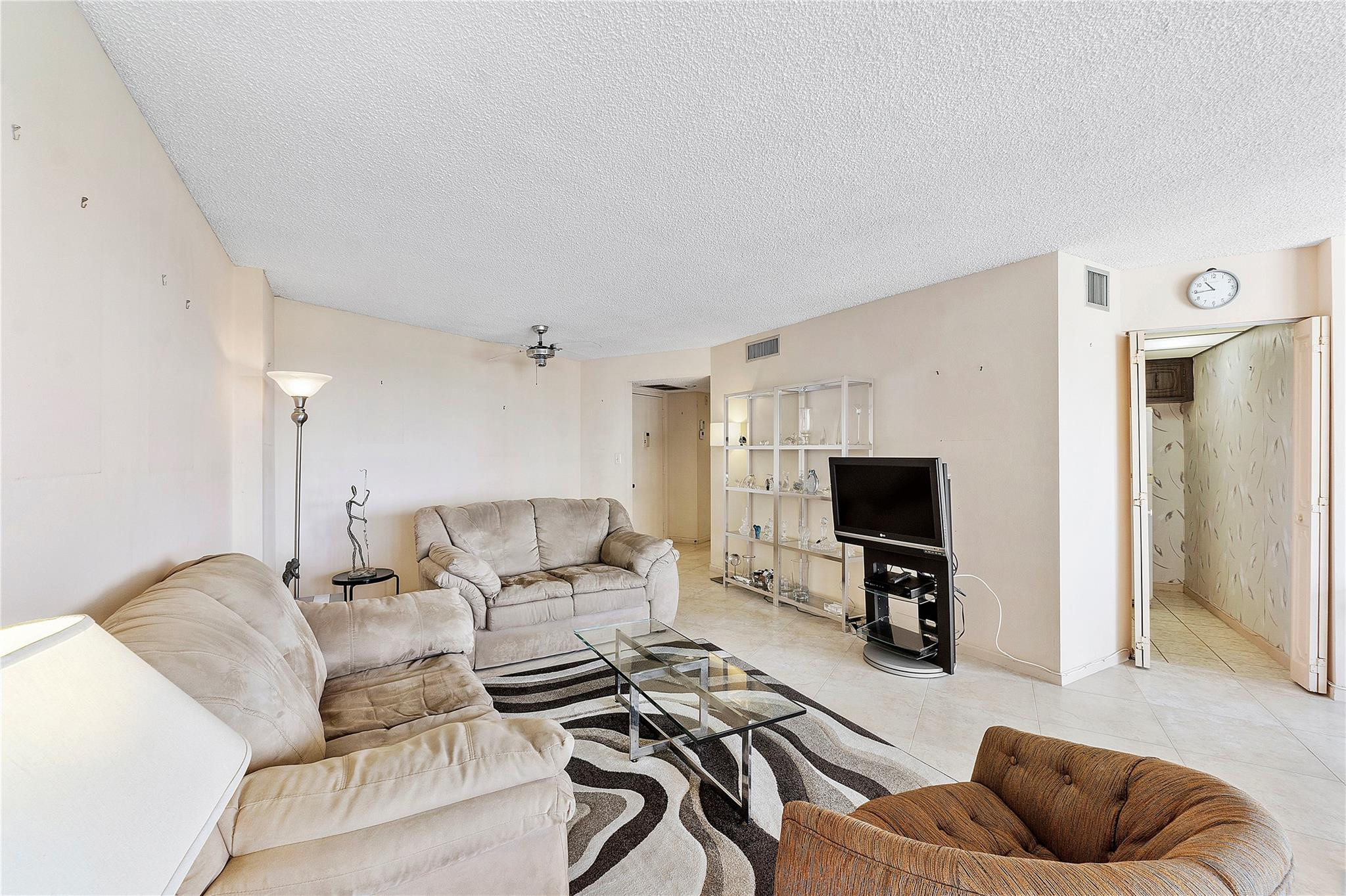 6911 Environ Boulevard 7K