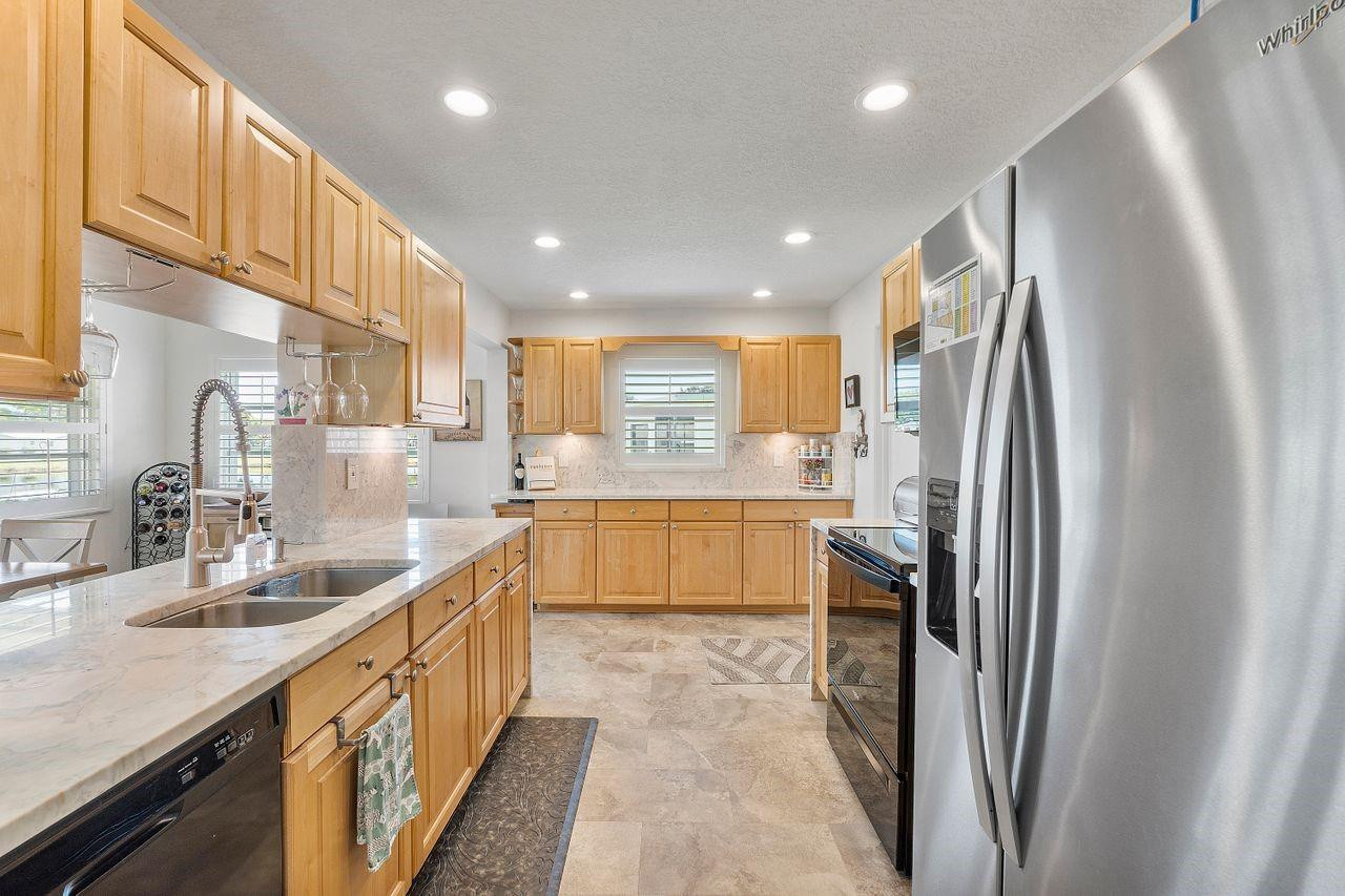 8855 NW 10th Place