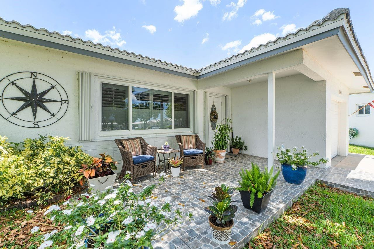 8855 NW 10th Place
