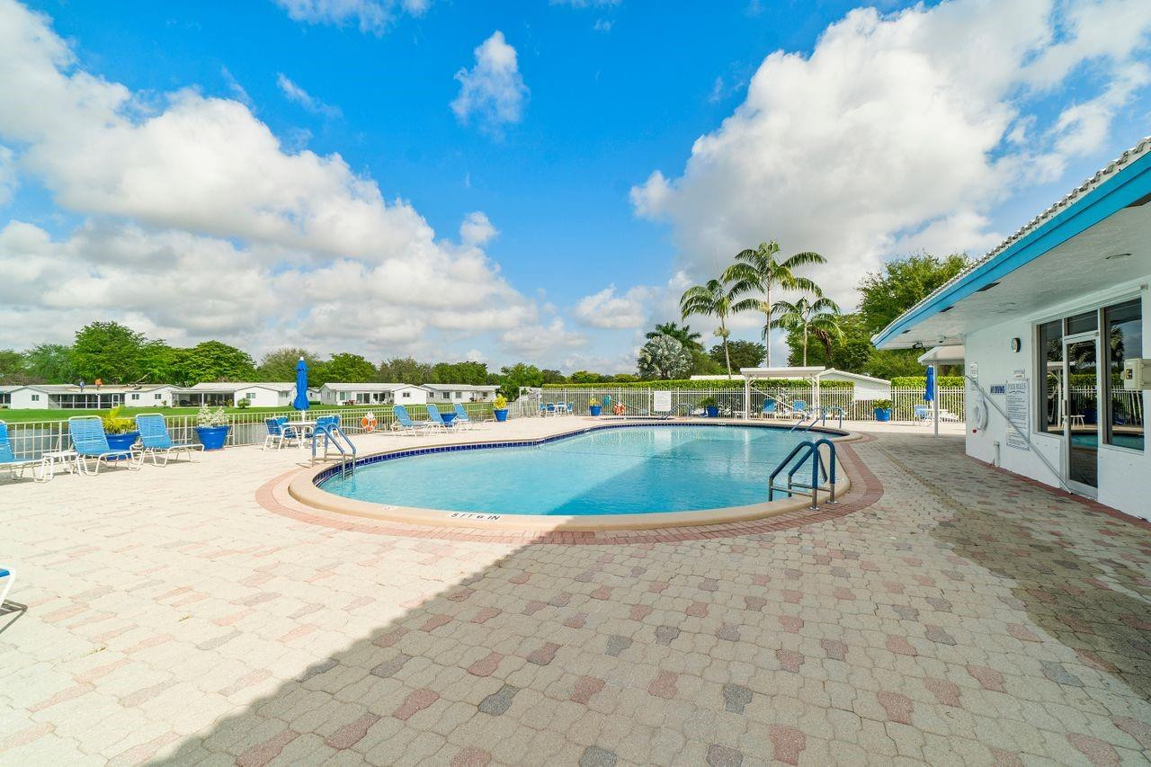8855 NW 10th Place