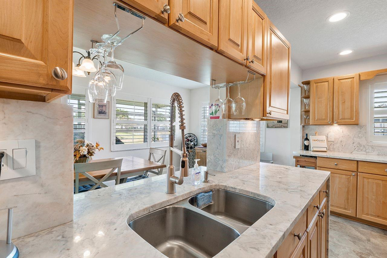 8855 NW 10th Place