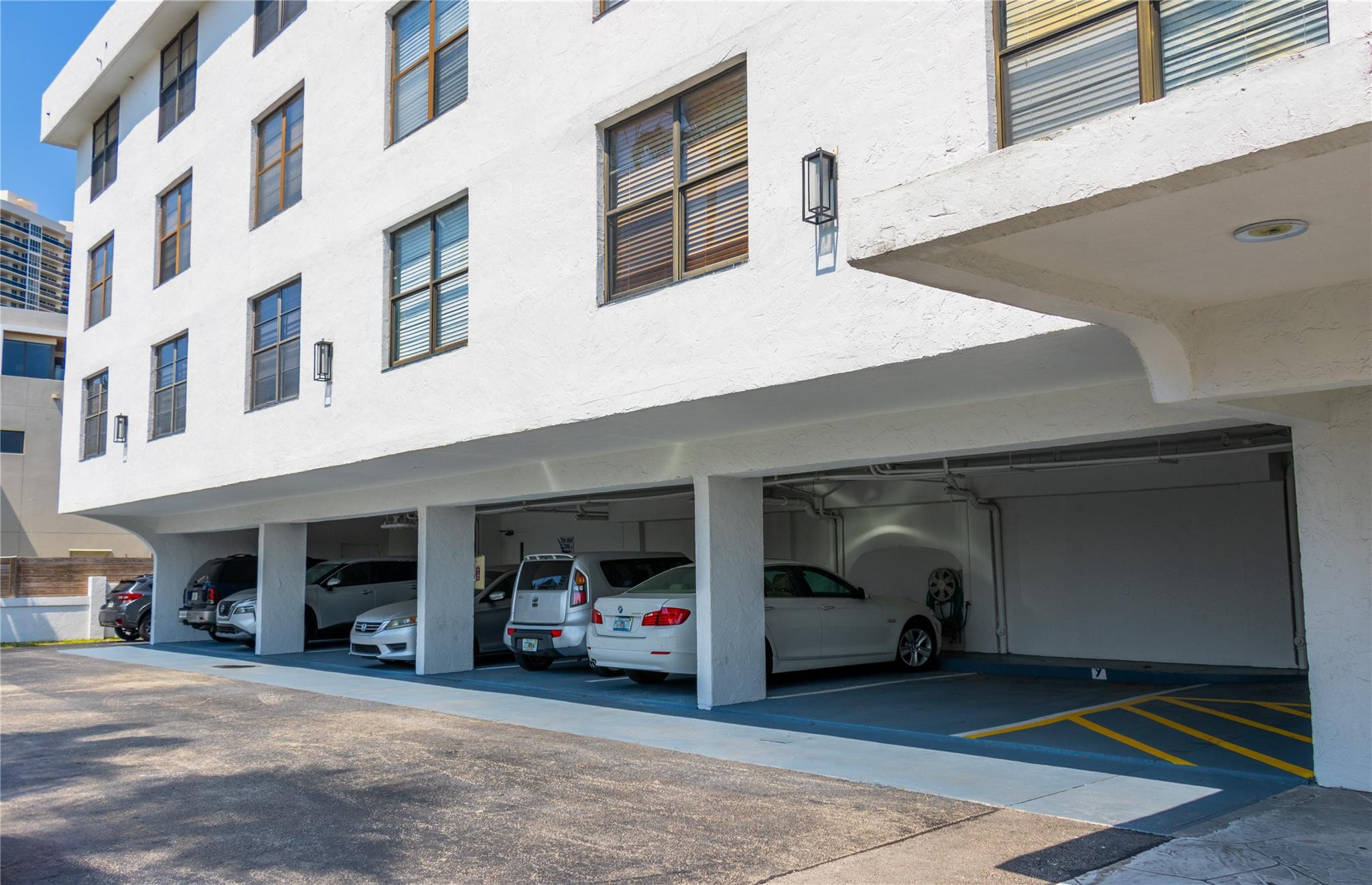 3000 N Ocean Boulevard 201