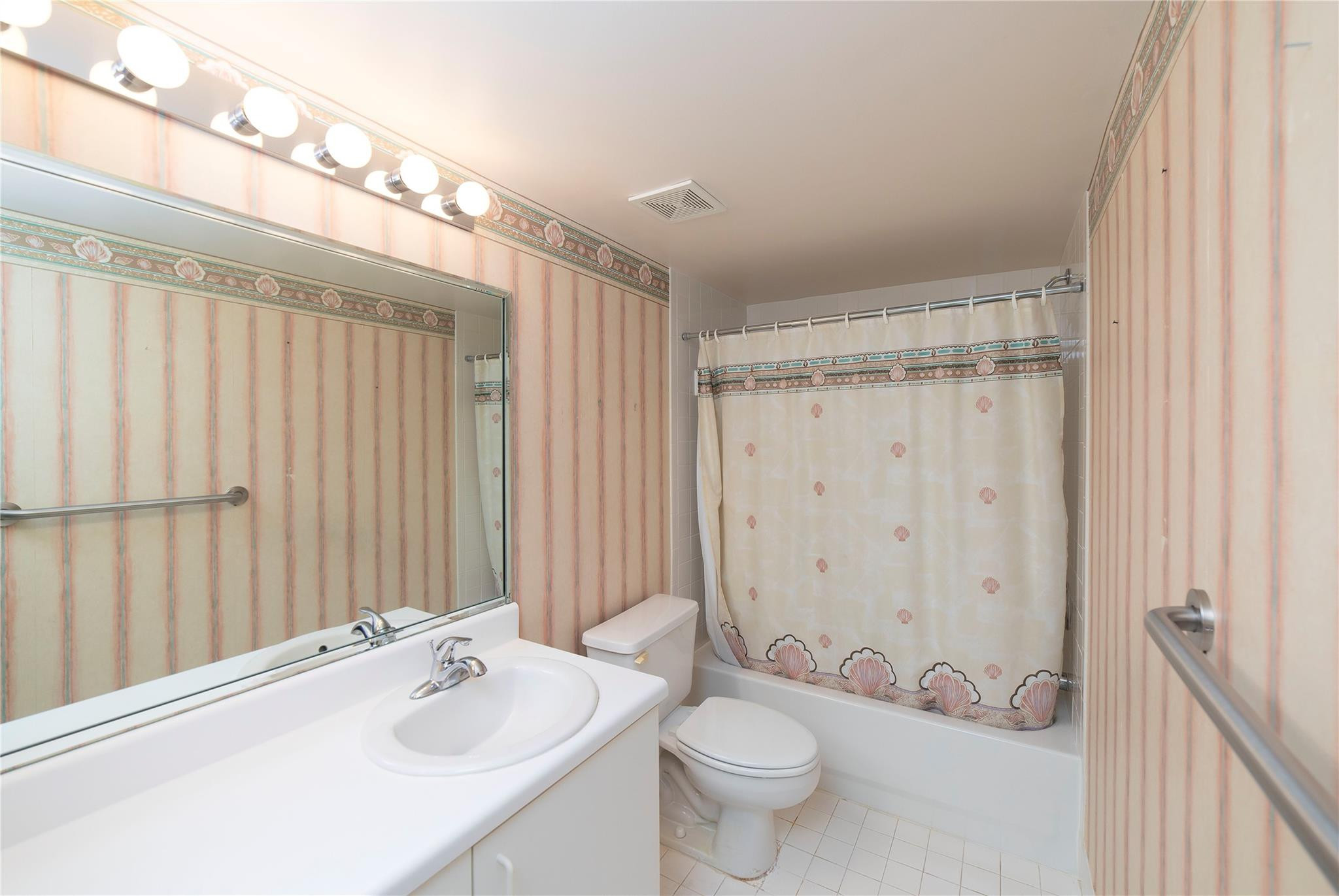 9511 Weldon Circle 414