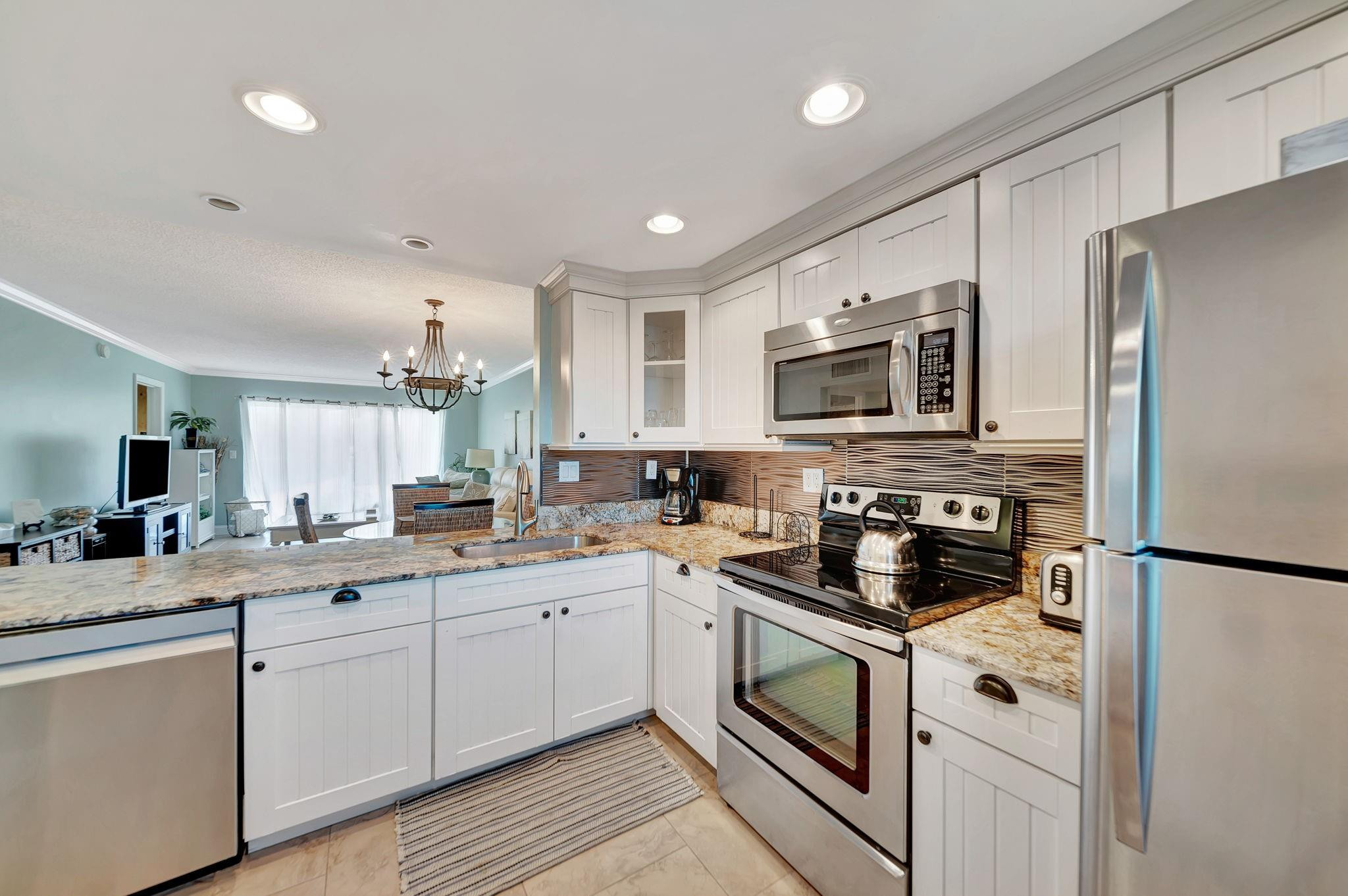 1541 S Ocean Boulevard 310, Lauderdale-By-The-Sea Unit: 310