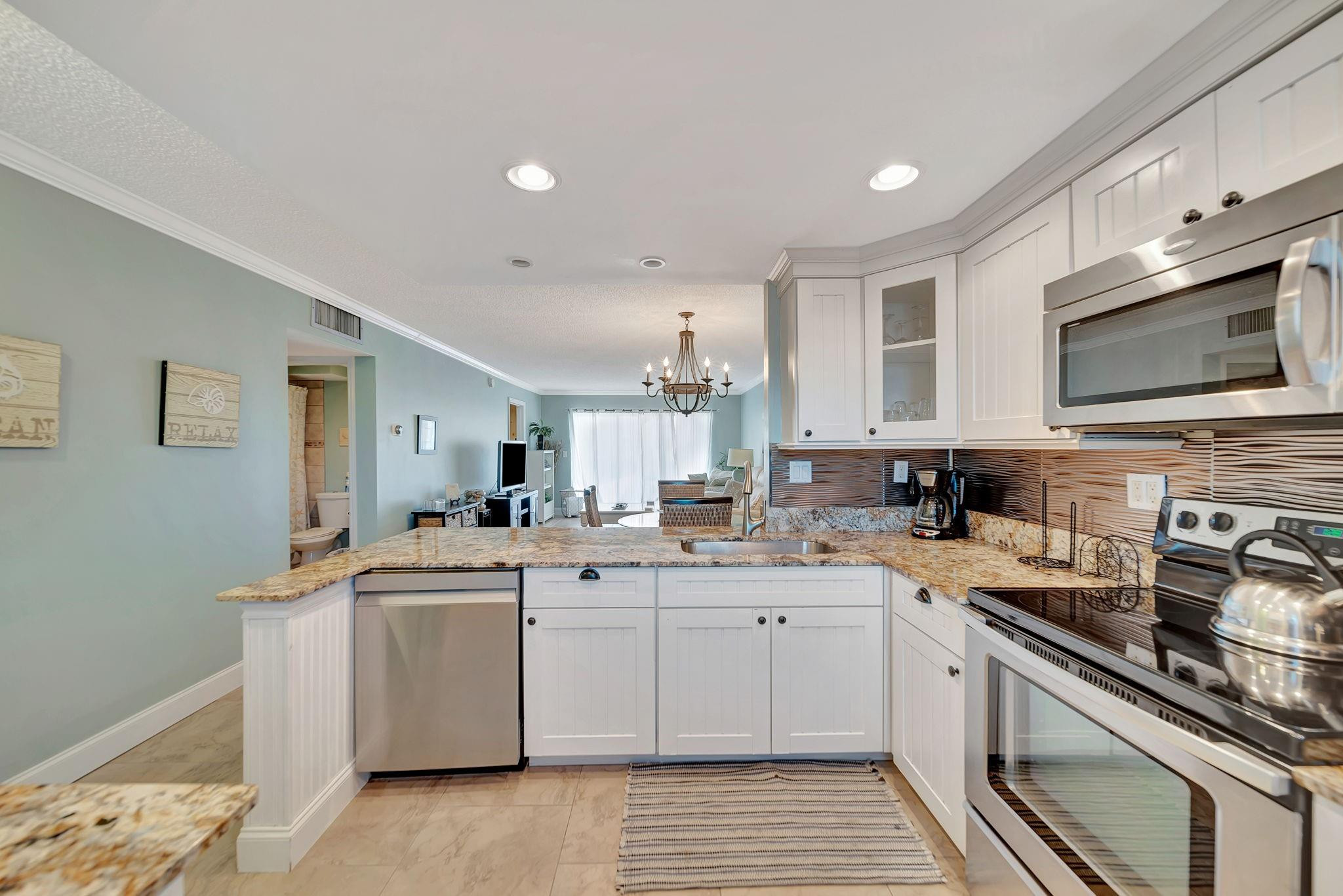 1541 S Ocean Boulevard 310, Lauderdale-By-The-Sea Unit: 310