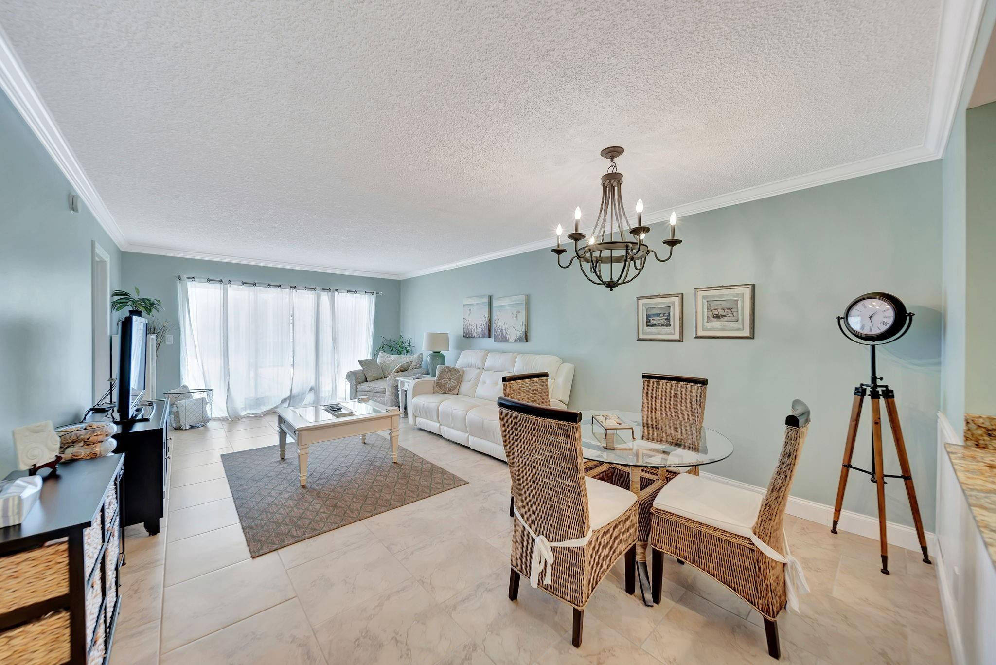 1541 S Ocean Boulevard 310, Lauderdale-By-The-Sea Unit: 310