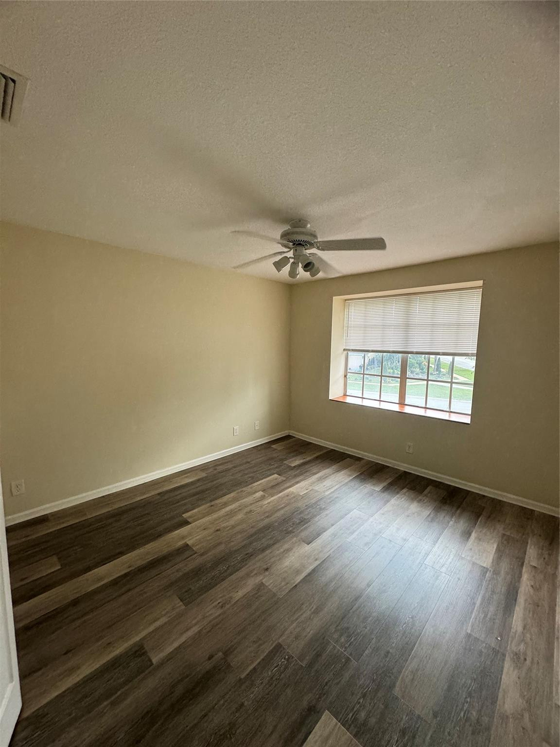7657 Briar Cliff Circle