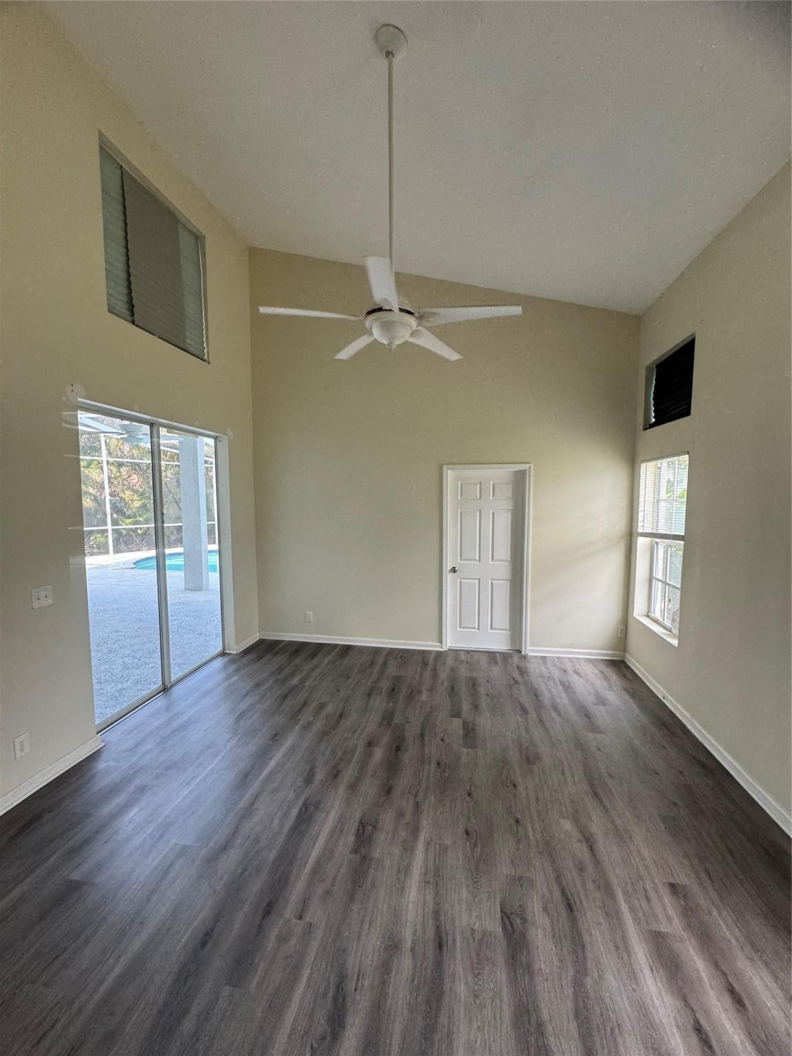7657 Briar Cliff Circle