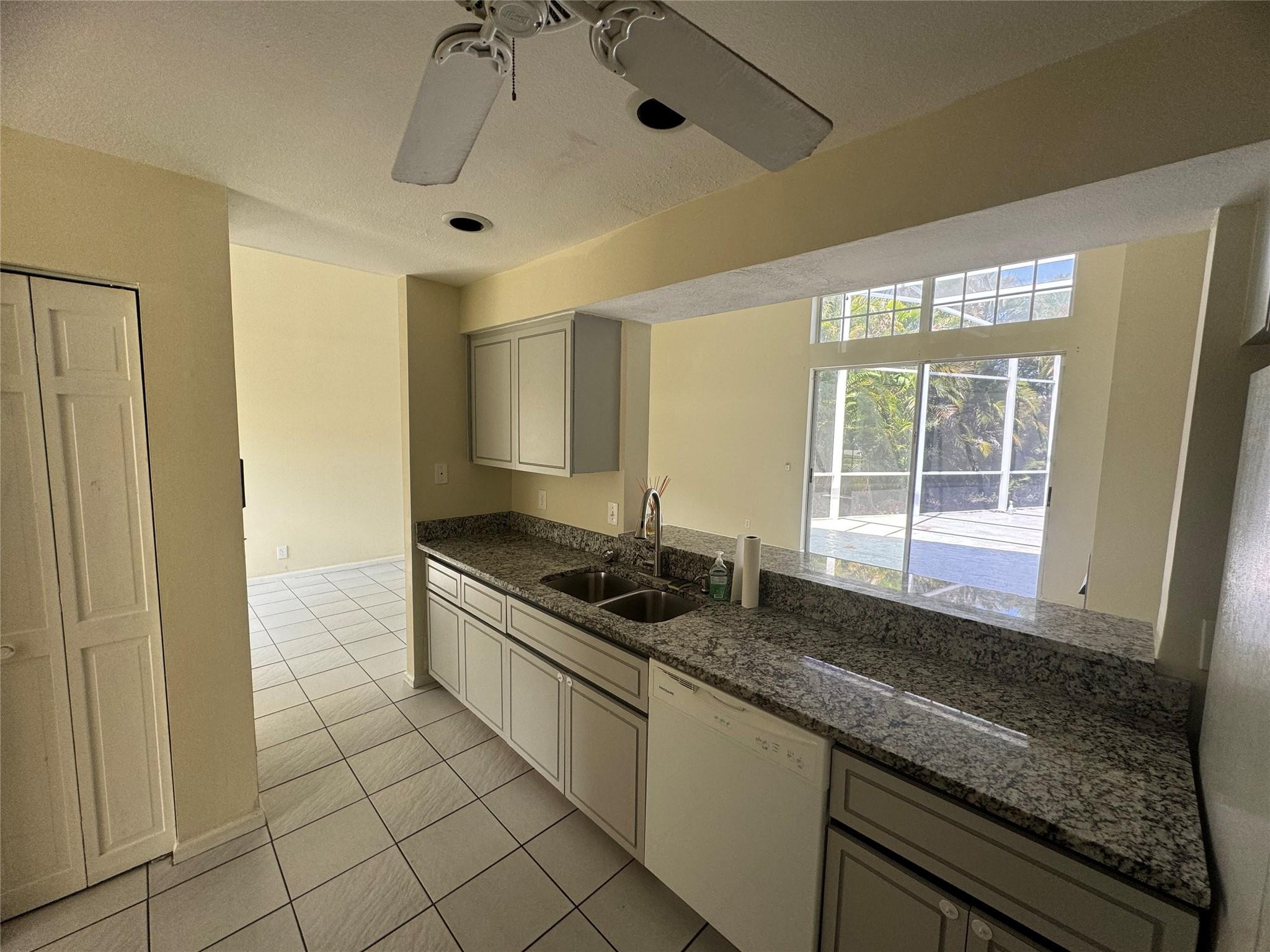 7657 Briar Cliff Circle
