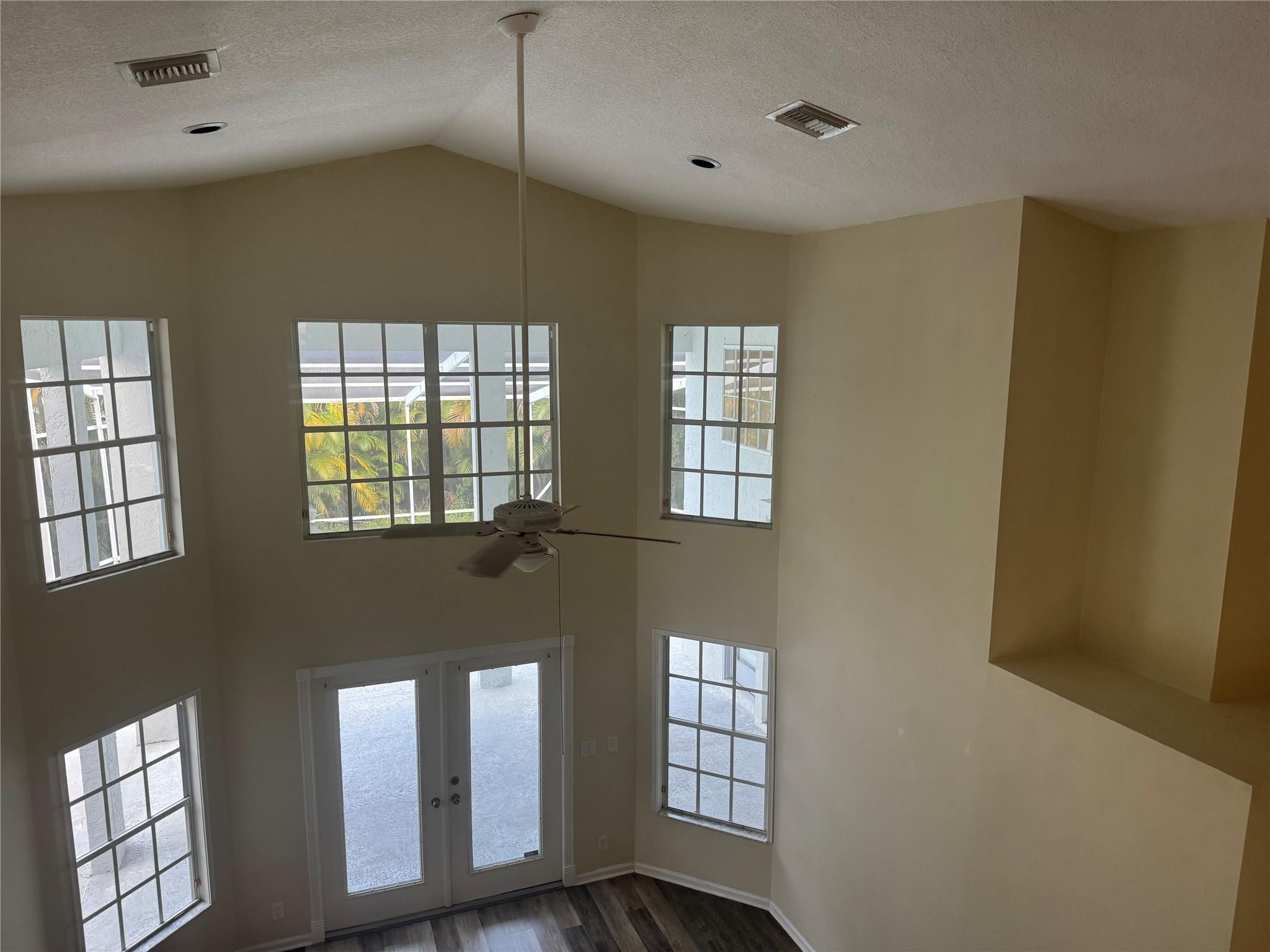 7657 Briar Cliff Circle