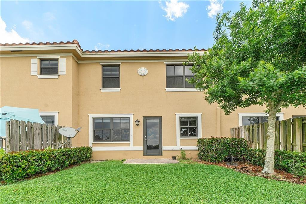 8431 Lakeview Trail