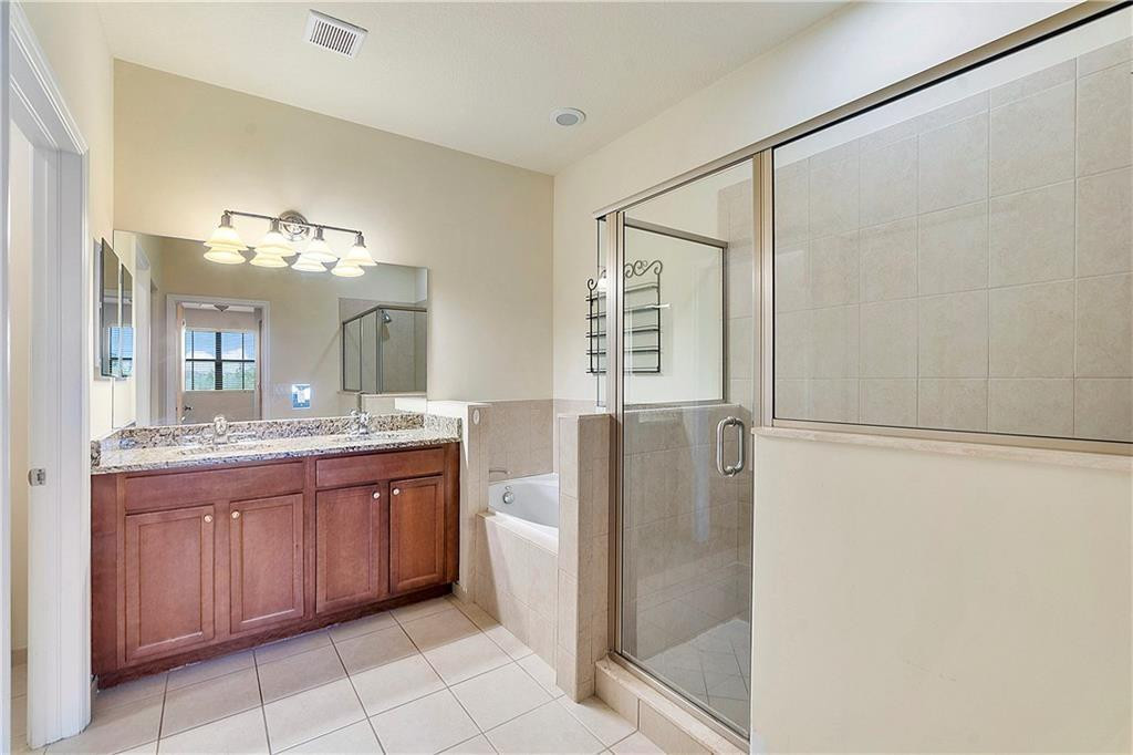 8431 Lakeview Trail