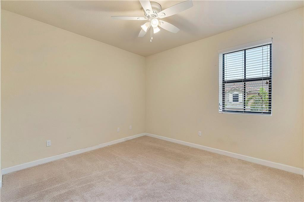 8431 Lakeview Trail