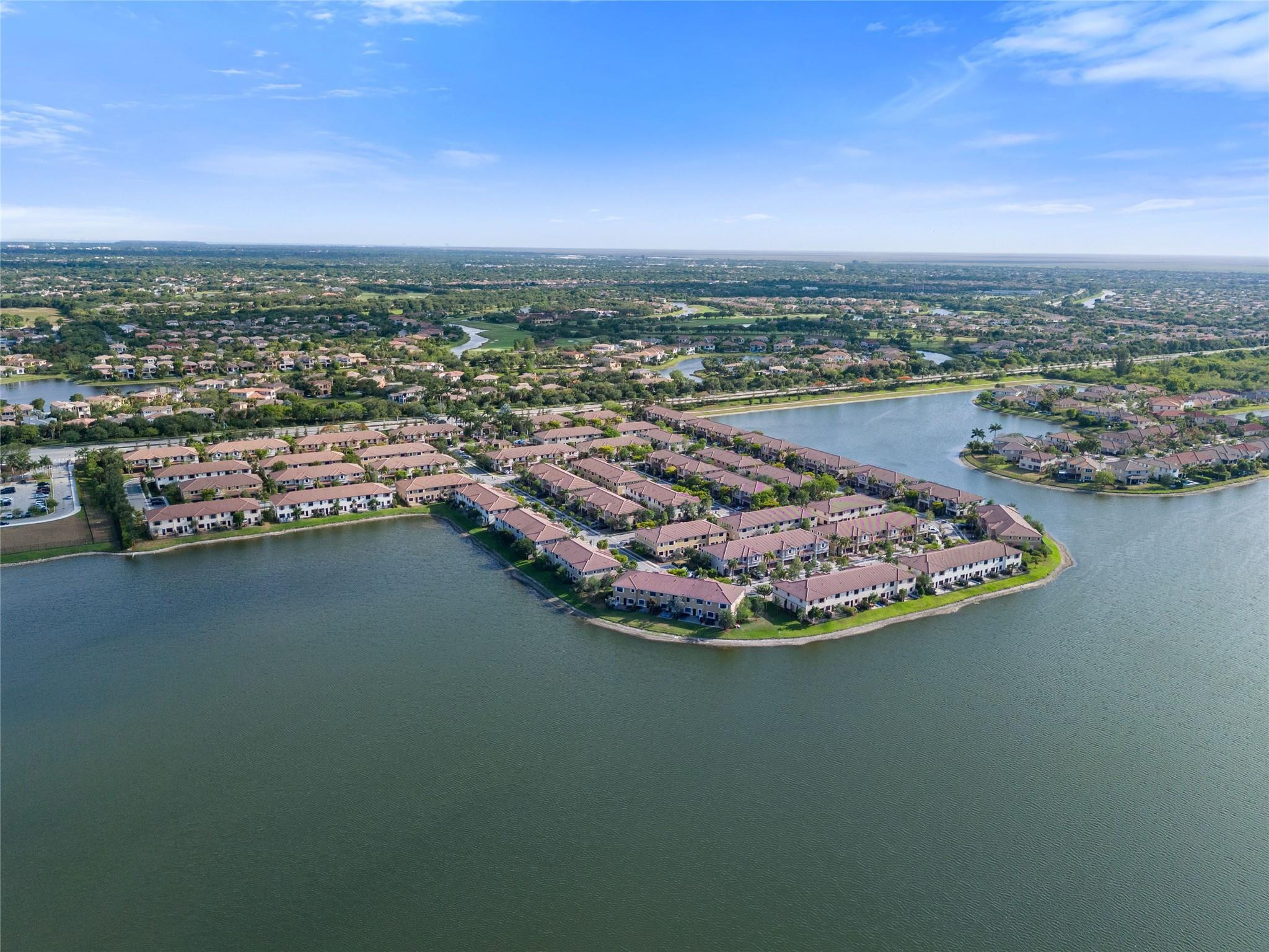 8431 Lakeview Trail