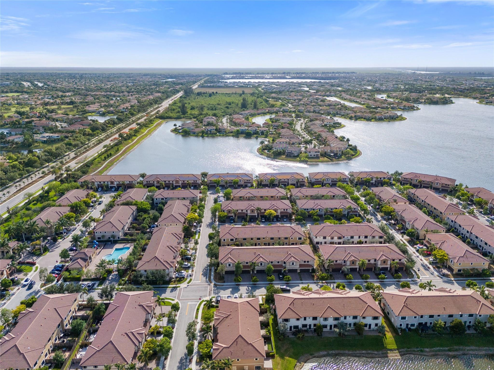 8431 Lakeview Trail
