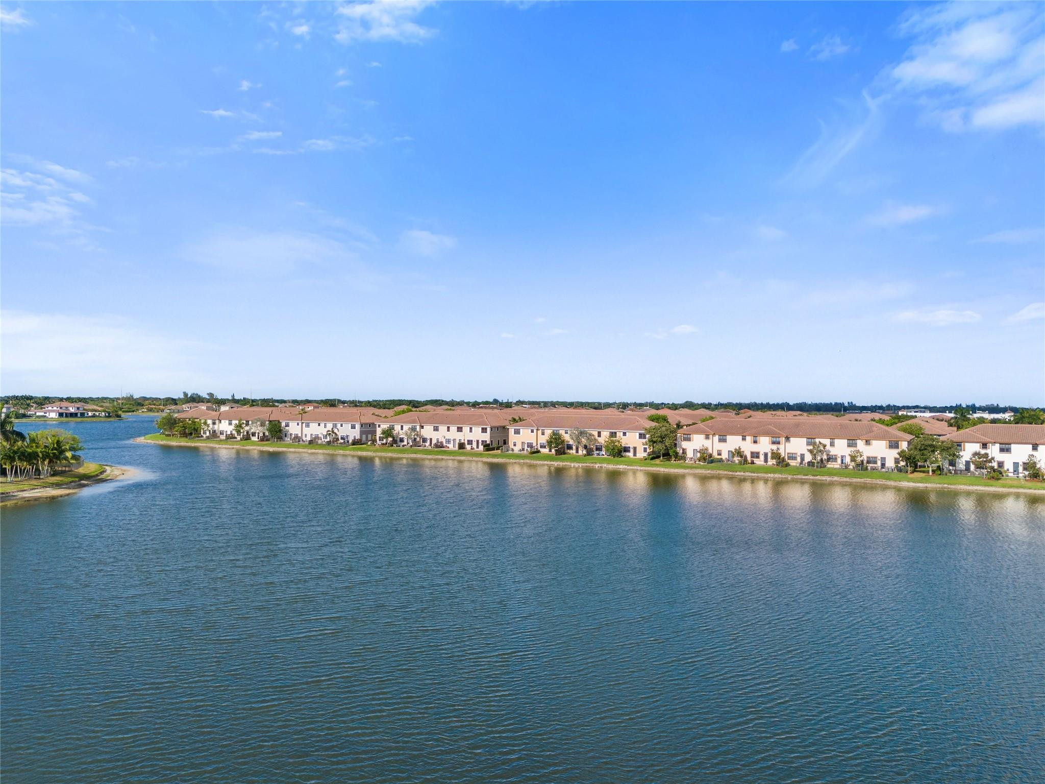 8431 Lakeview Trail