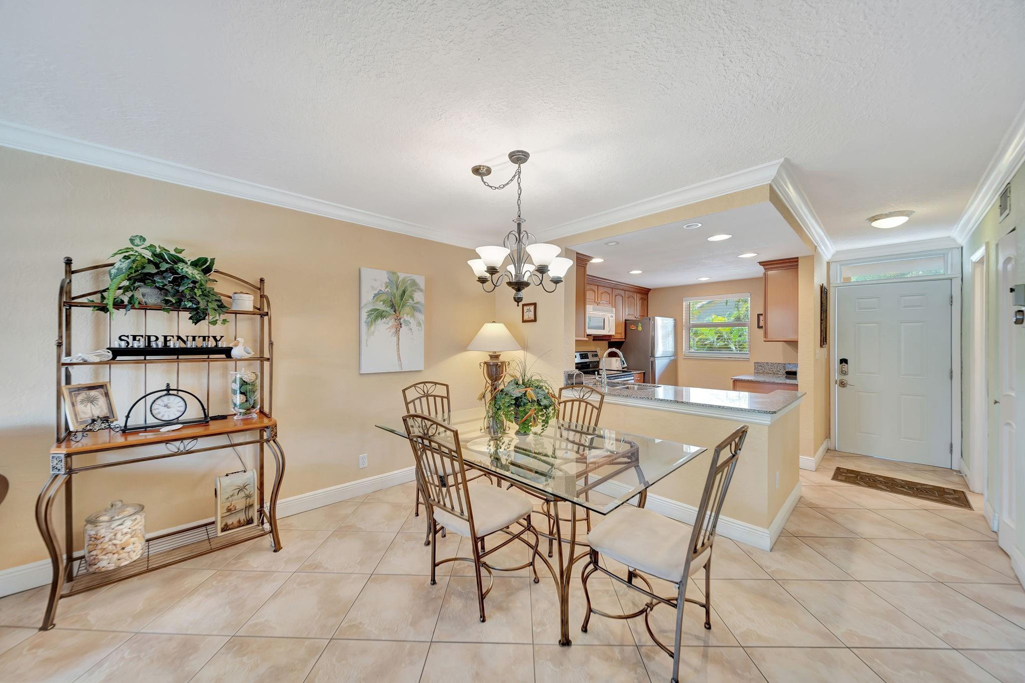 1541 S Ocean Boulevard 217, Lauderdale-By-The-Sea Unit: 217
