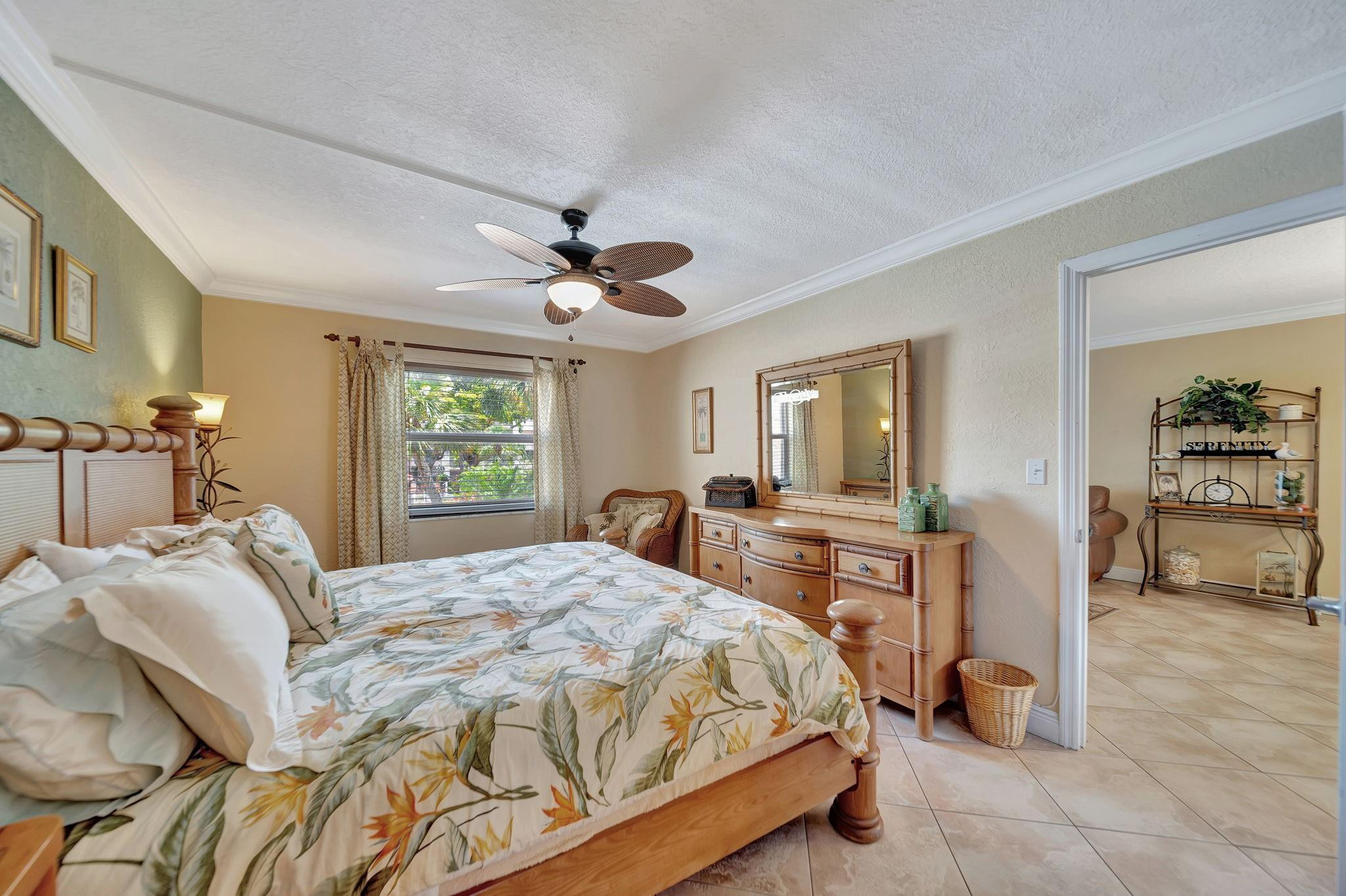 1541 S Ocean Boulevard 217, Lauderdale-By-The-Sea Unit: 217