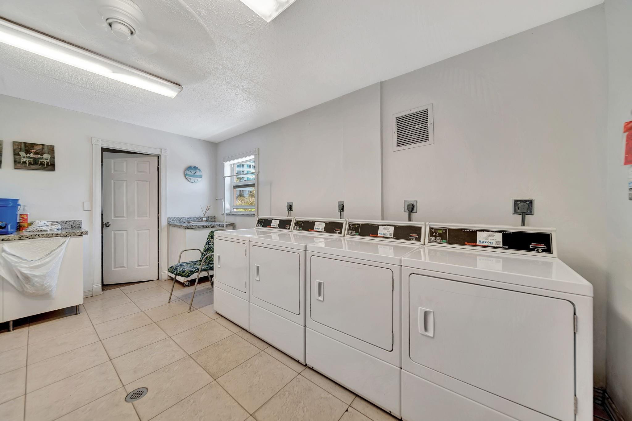 1541 S Ocean Boulevard 217, Lauderdale-By-The-Sea Unit: 217