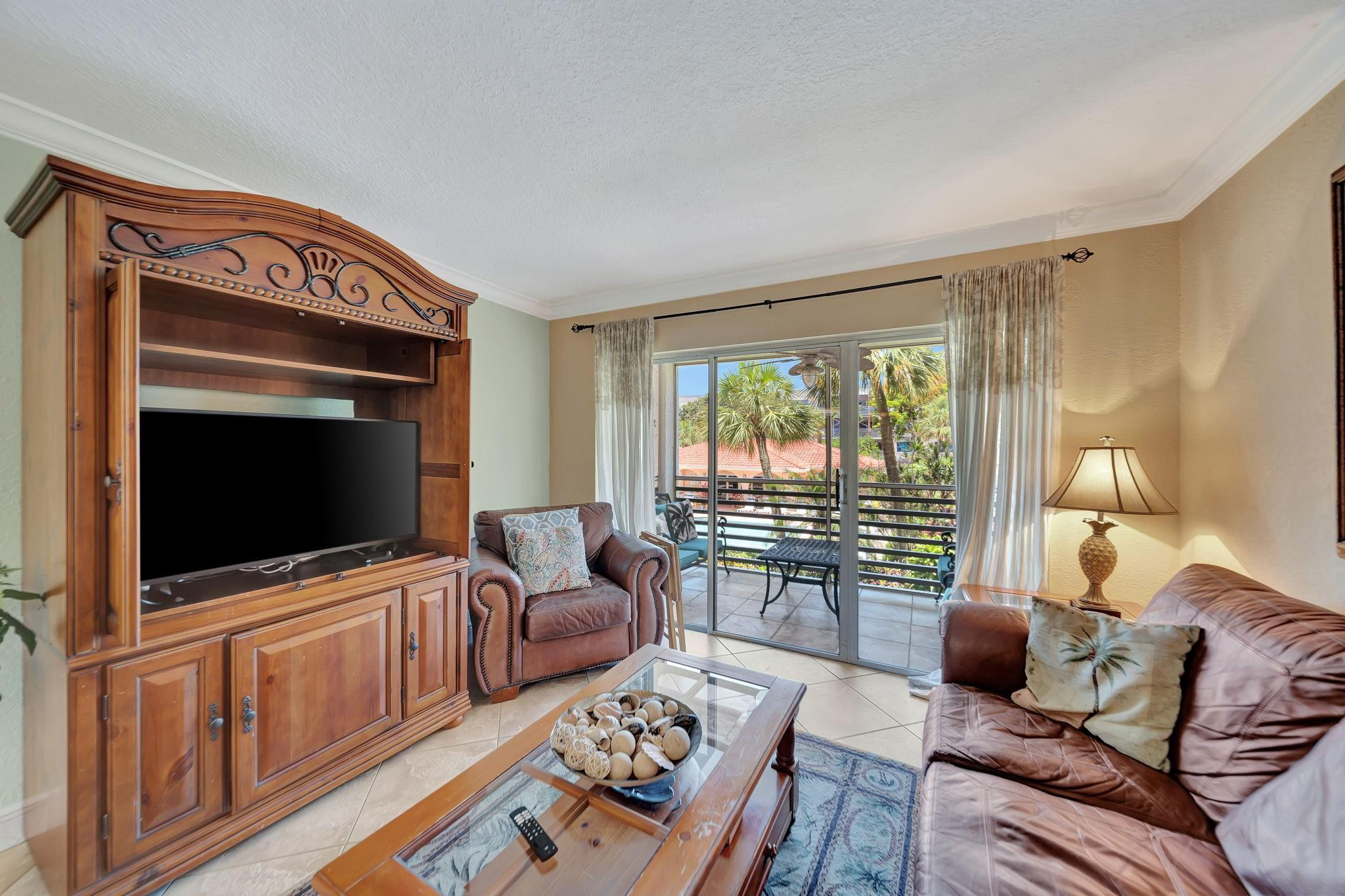 1541 S Ocean Boulevard 217, Lauderdale-By-The-Sea Unit: 217
