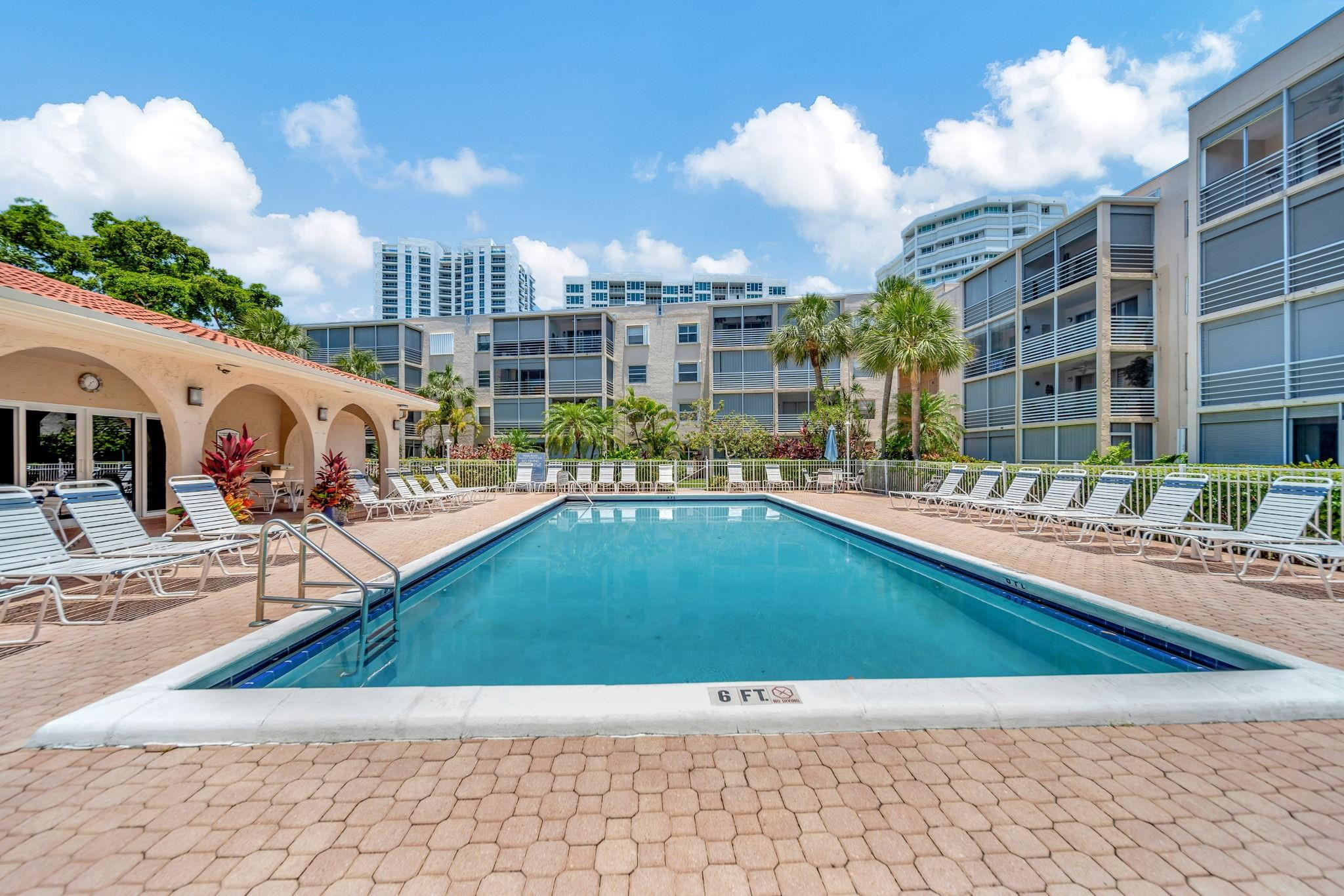 1541 S Ocean Boulevard 217, Lauderdale-By-The-Sea Unit: 217