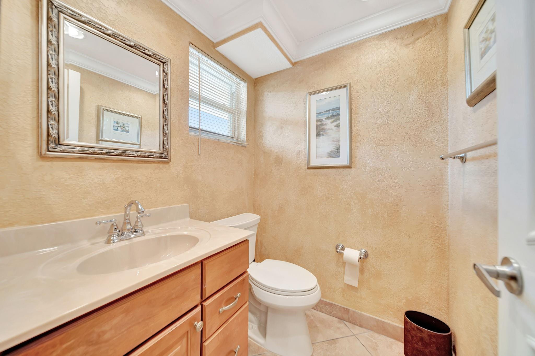 1541 S Ocean Boulevard 217, Lauderdale-By-The-Sea Unit: 217