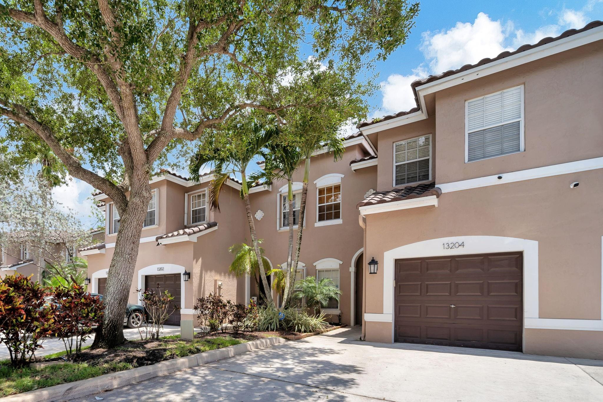 13204 NW 7th Place