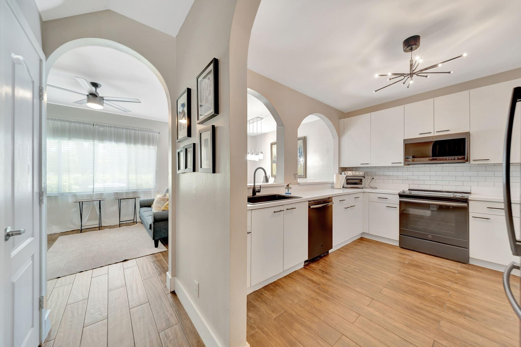 13204 NW 7th Place